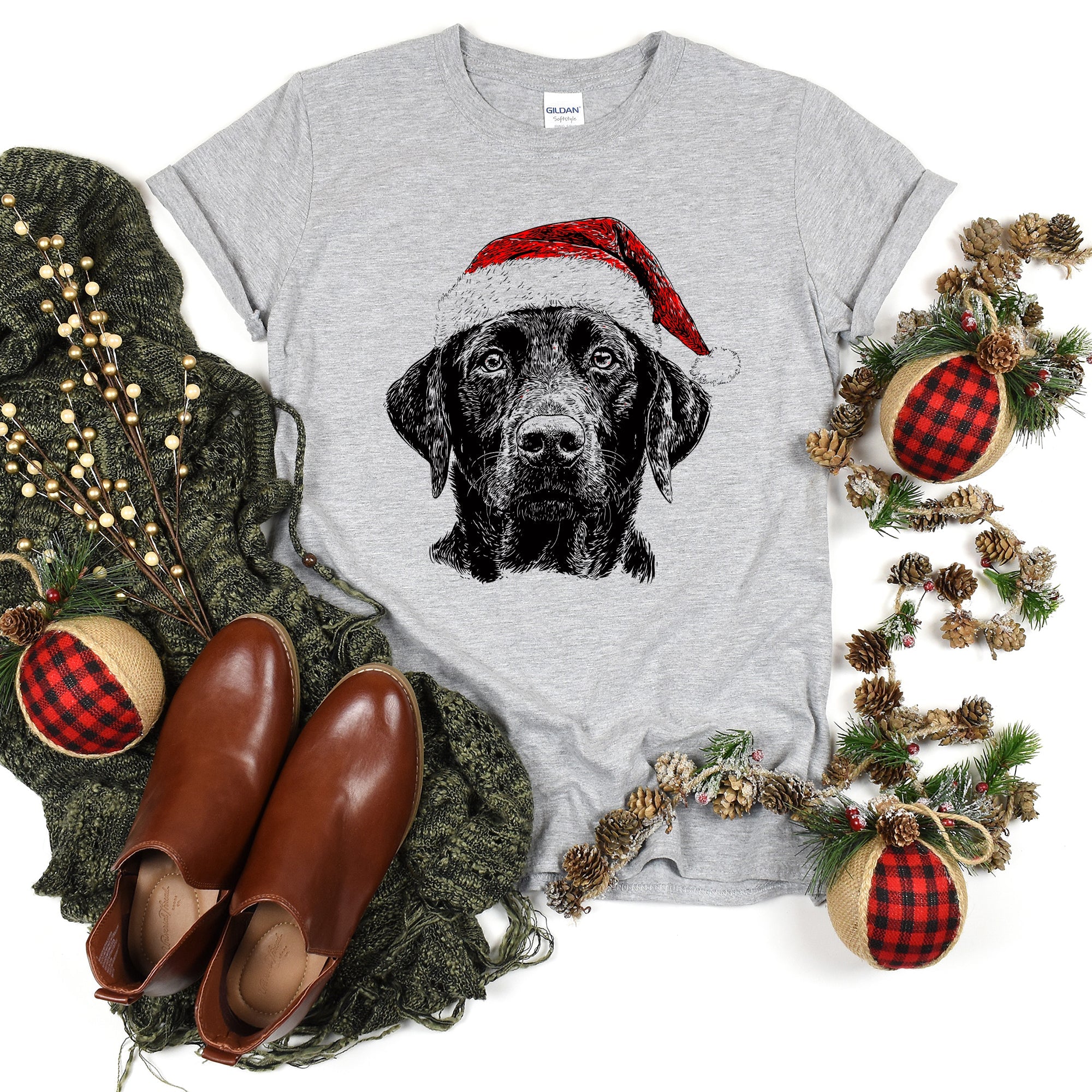 Black Lab Santa Claus Christmas Dog Lover Portrait With Cozy Festive Spirit Comfort Colors Tee