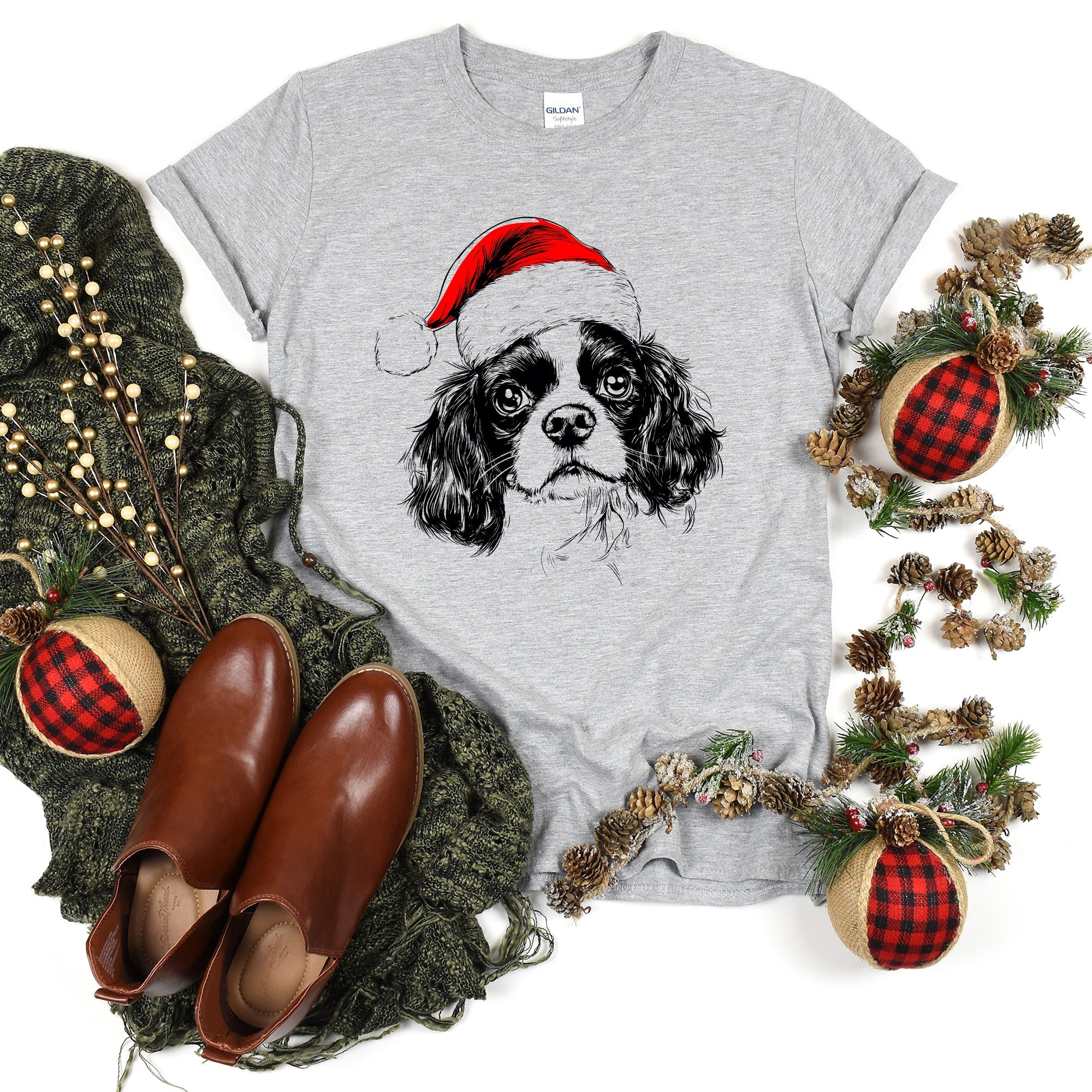 Cavalier King Charles Santa Dog Christmas Lover Pet Holiday Graphic Comfort Colors Tee