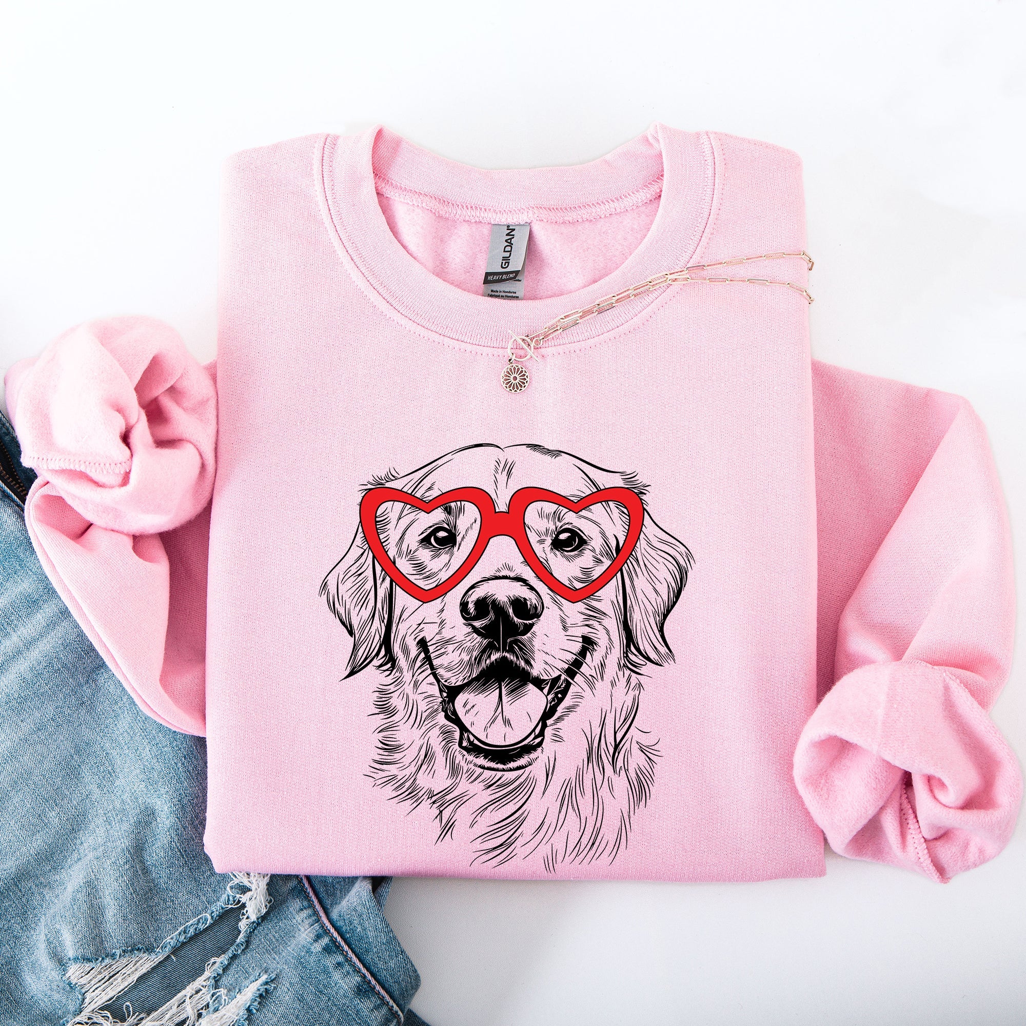 Golden Retriever Valentines Day Love For Pet Lovers And Dog Breed Enthusiasts Sweatshirt