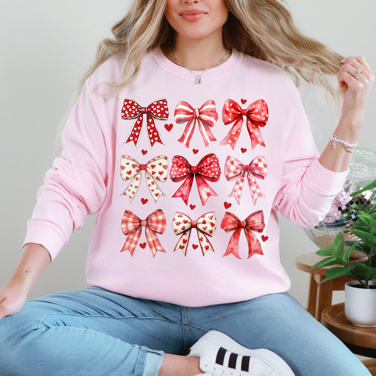 Retro Bows, Ribbons, Coquette, Valentine's Day, Love Festive Cozy Print Collection Sweatshirt