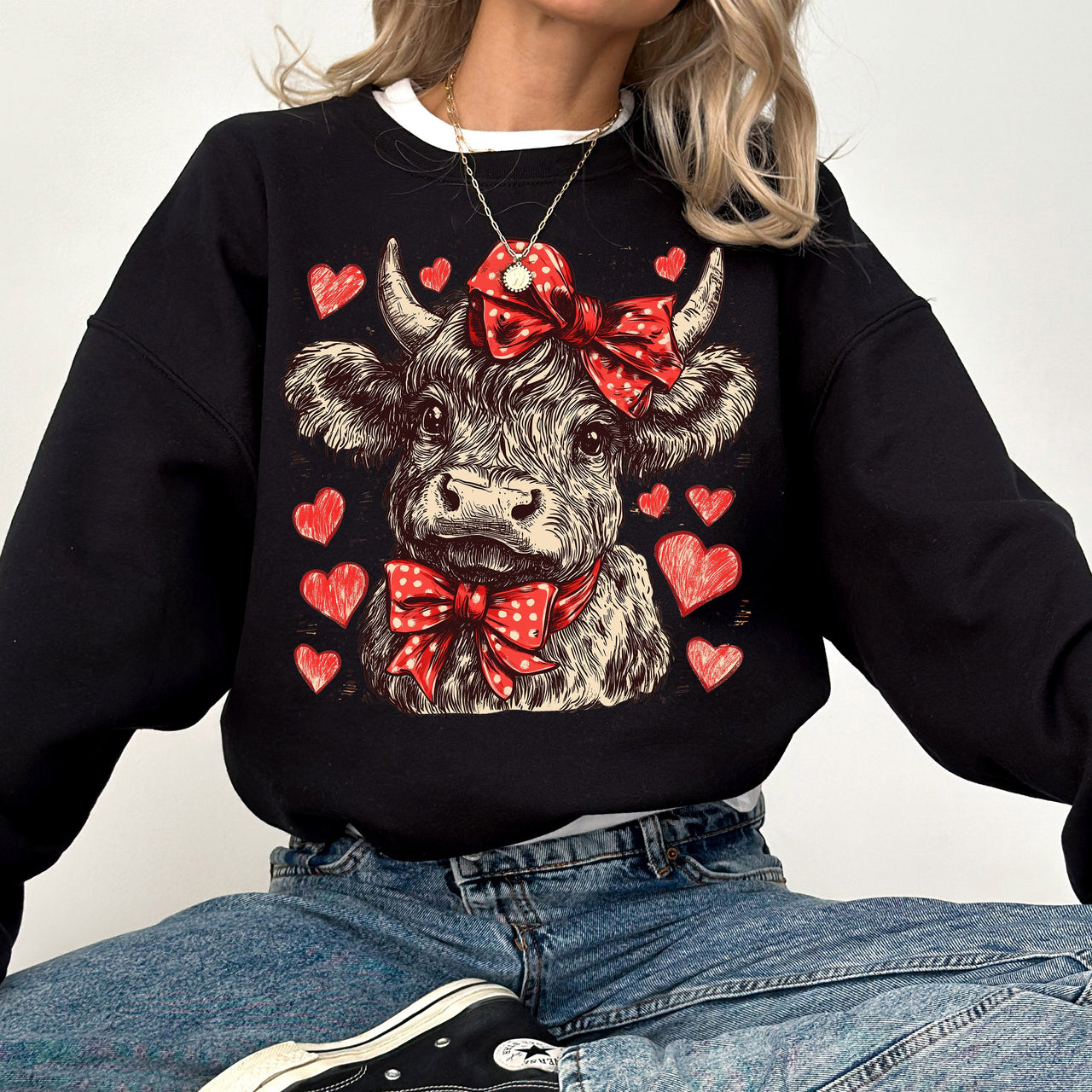 Highland Cow Western Hearts Country Valentine's Day Love Cozy Ranch Style Sweatshirt