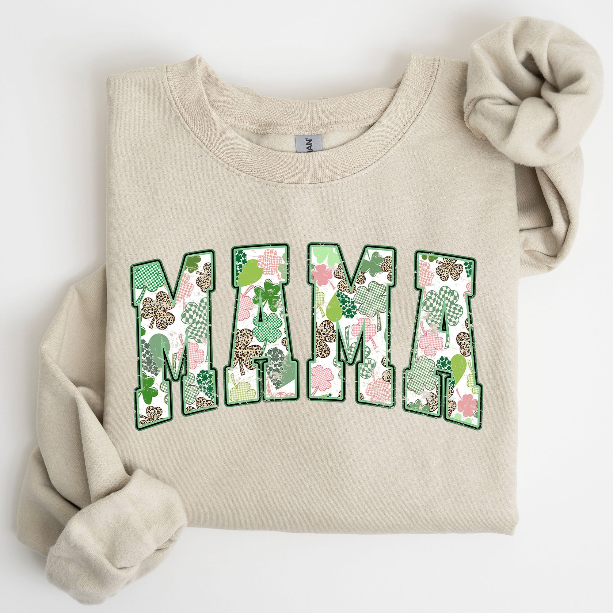 Classic Mama Vintage St Patrick's Day Clover Shamrock Lucky Irish Lucky Charm Sweatshirt