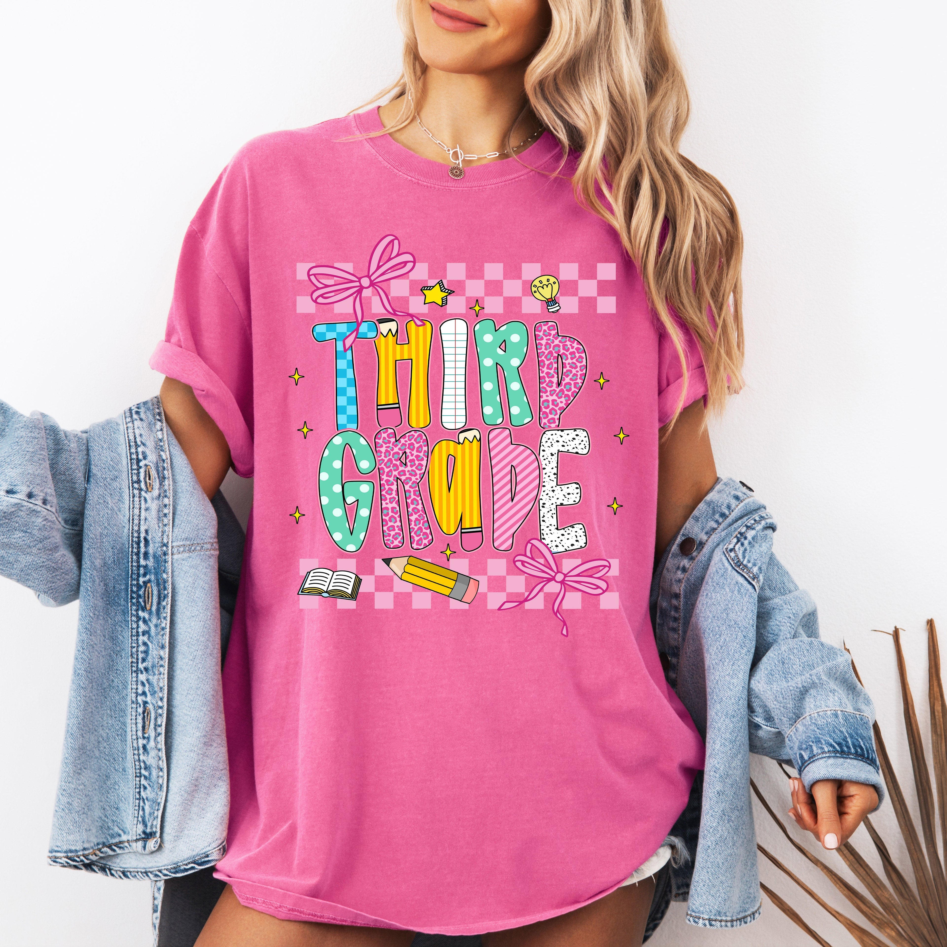 Third Grade Teacher Back to School Checkered Bow First Day of School Comfort Colors Tee