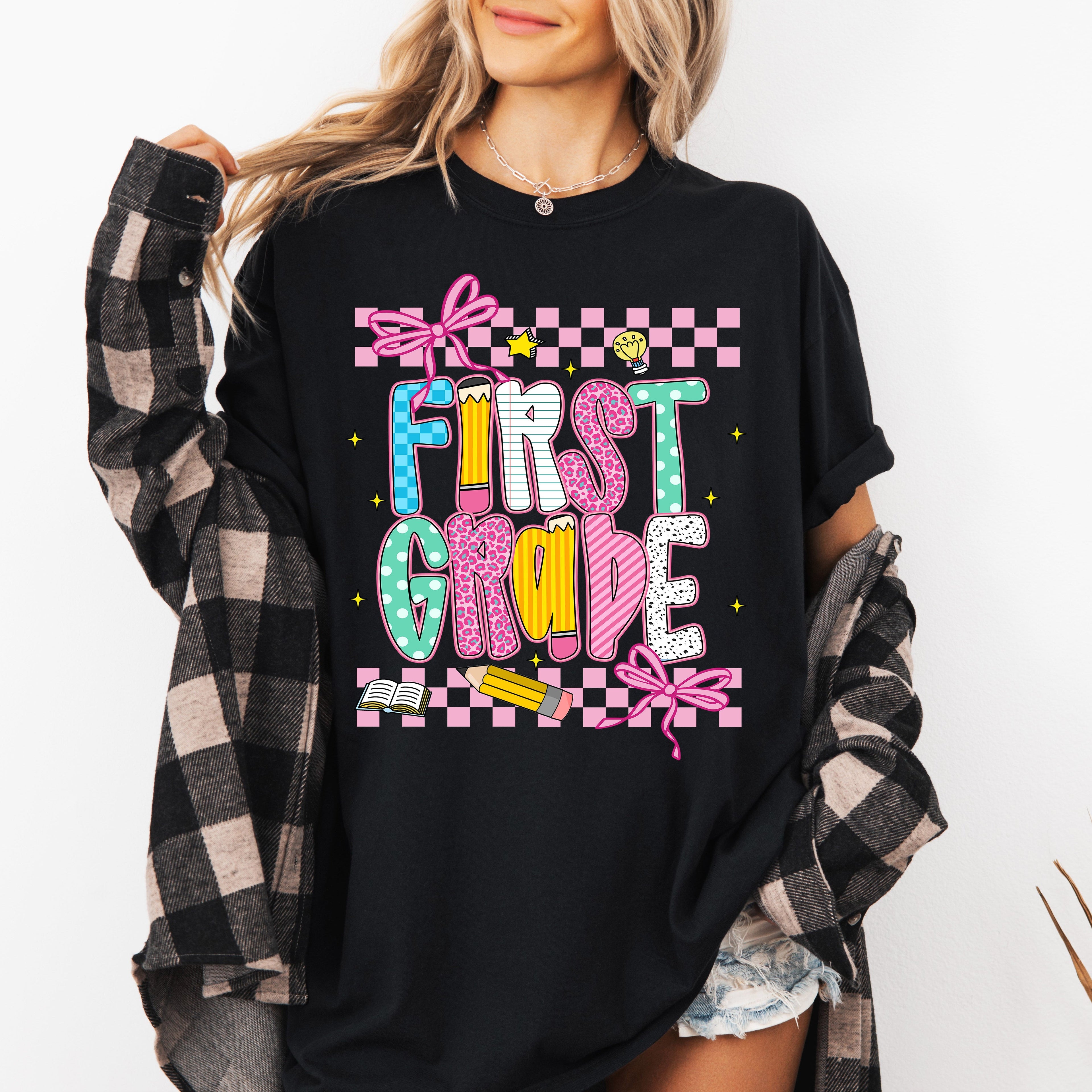 First Grade Teacher Bow Checkered Back To School Cute Coquette Comfort Colors Tee