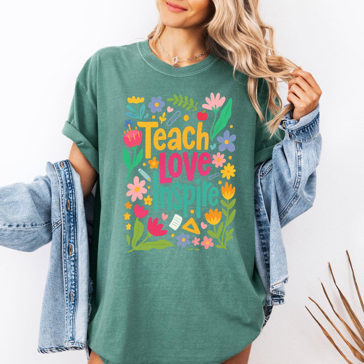 Teach Love Inspire Floral Boho Retro First Day of School Teacher Appreciation Coquette Comfort Colors Tee