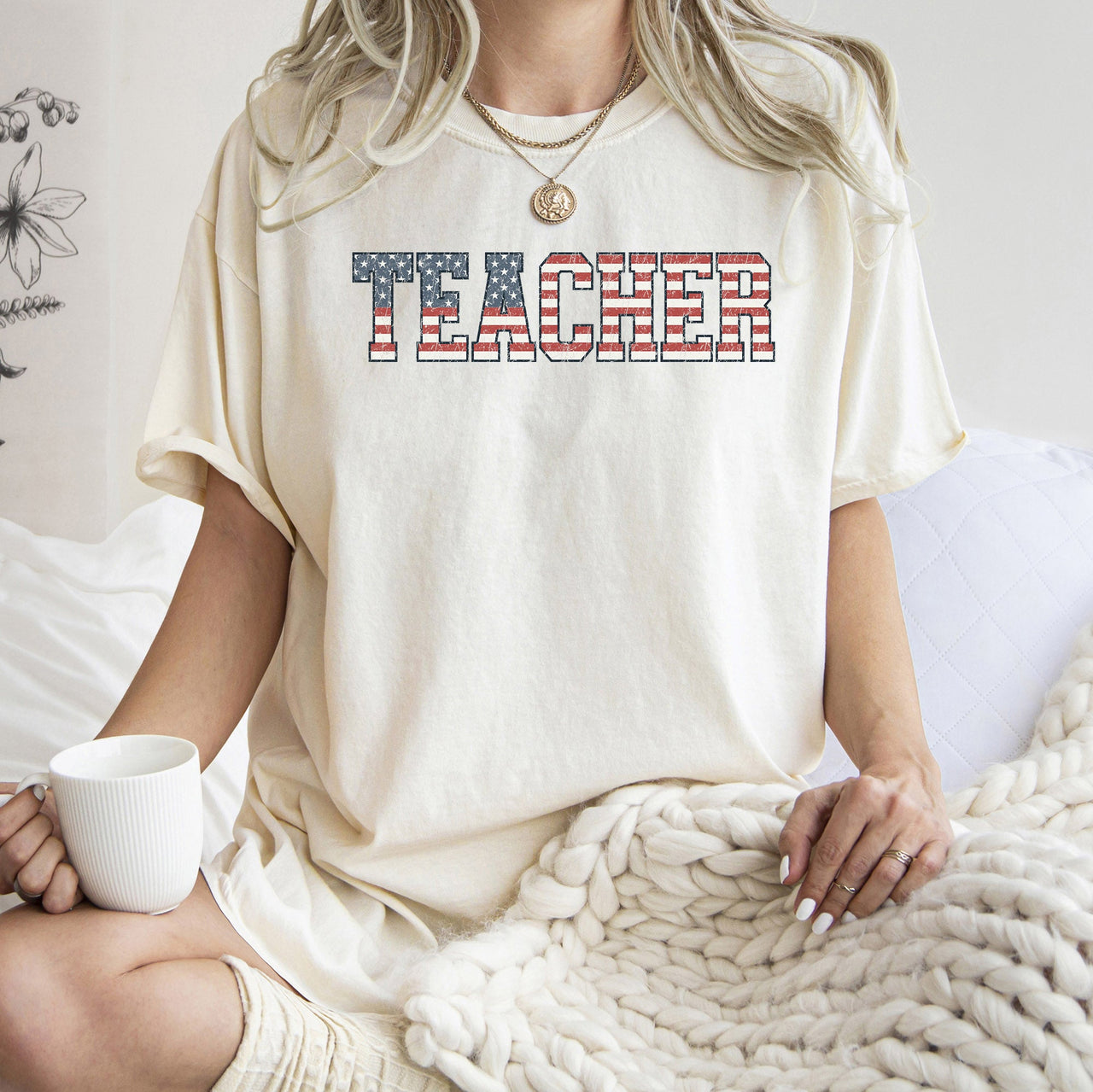 Teacher USA Flag Retro Classroom Pride Teacher Appreciation Edition Comfort Colors Tee