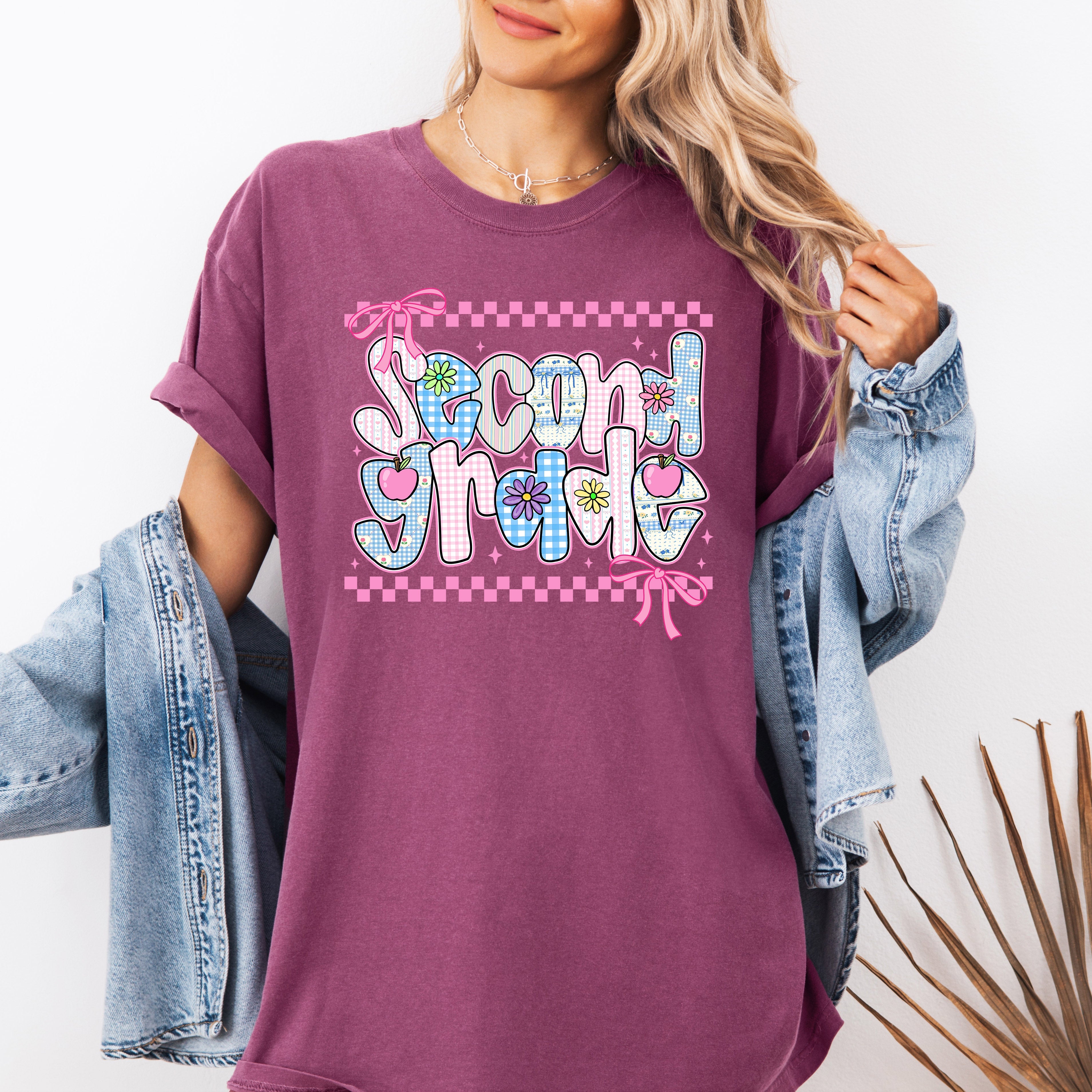 Second Grade Teacher Retro Checkered Back To School First Day Of School Comfort Colors Tee
