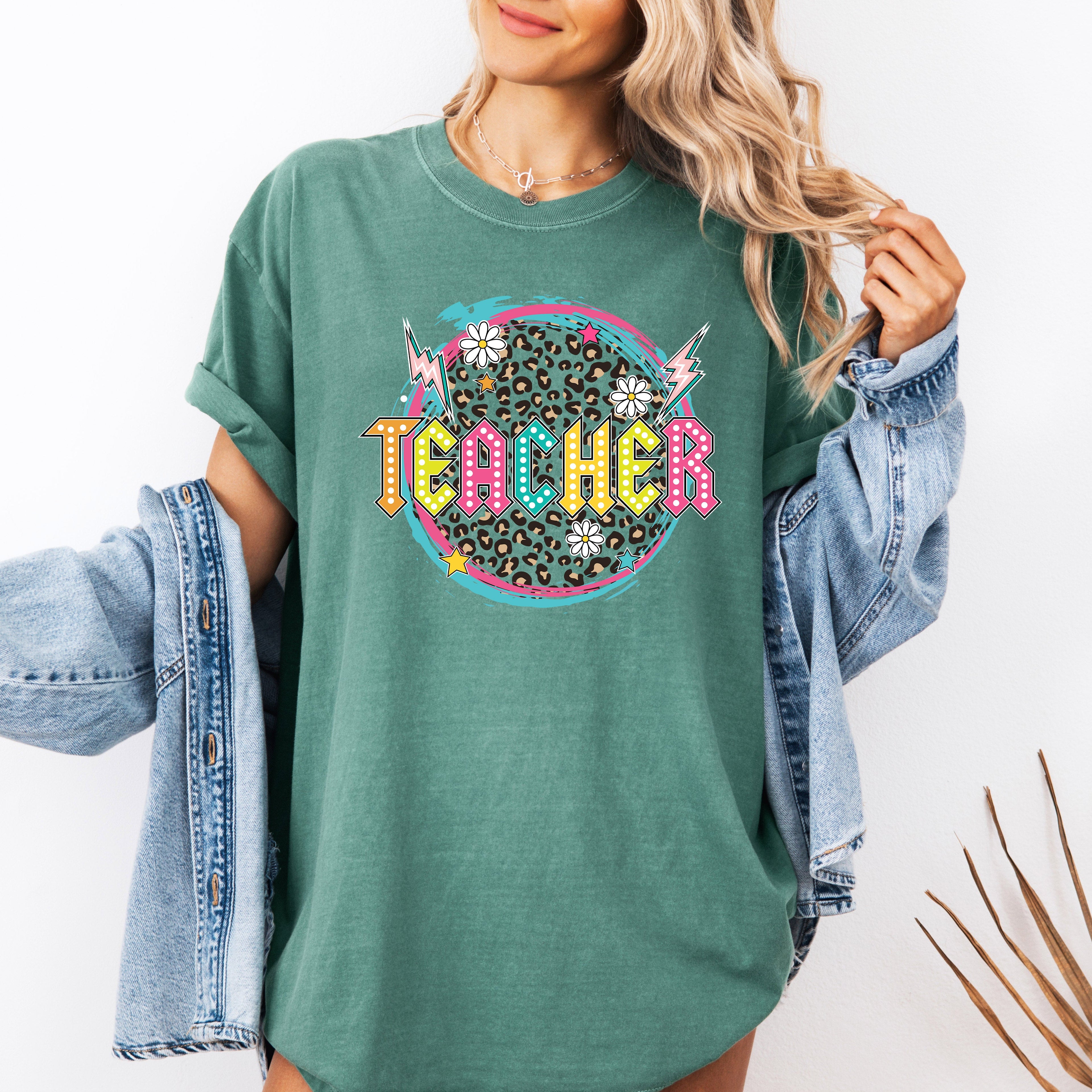Teacher Leopard Daisy Back To School First Day Coquette Theme Comfort Colors Tee