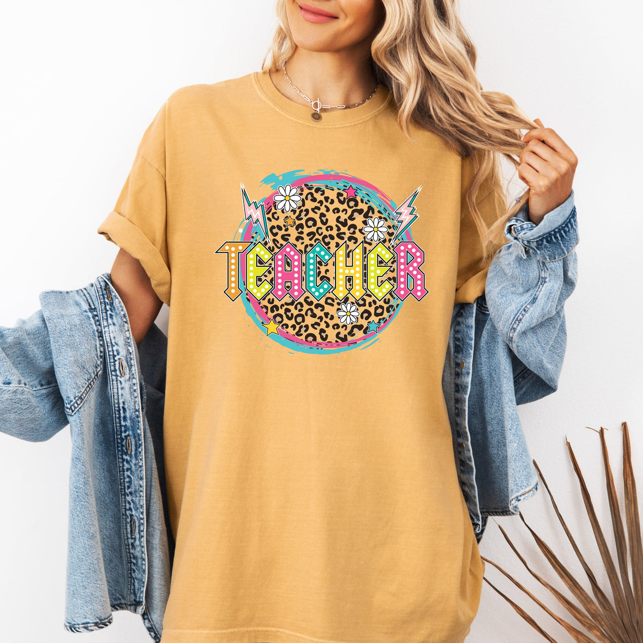 Teacher Leopard Daisy Back To School First Day Coquette Theme Comfort Colors Tee