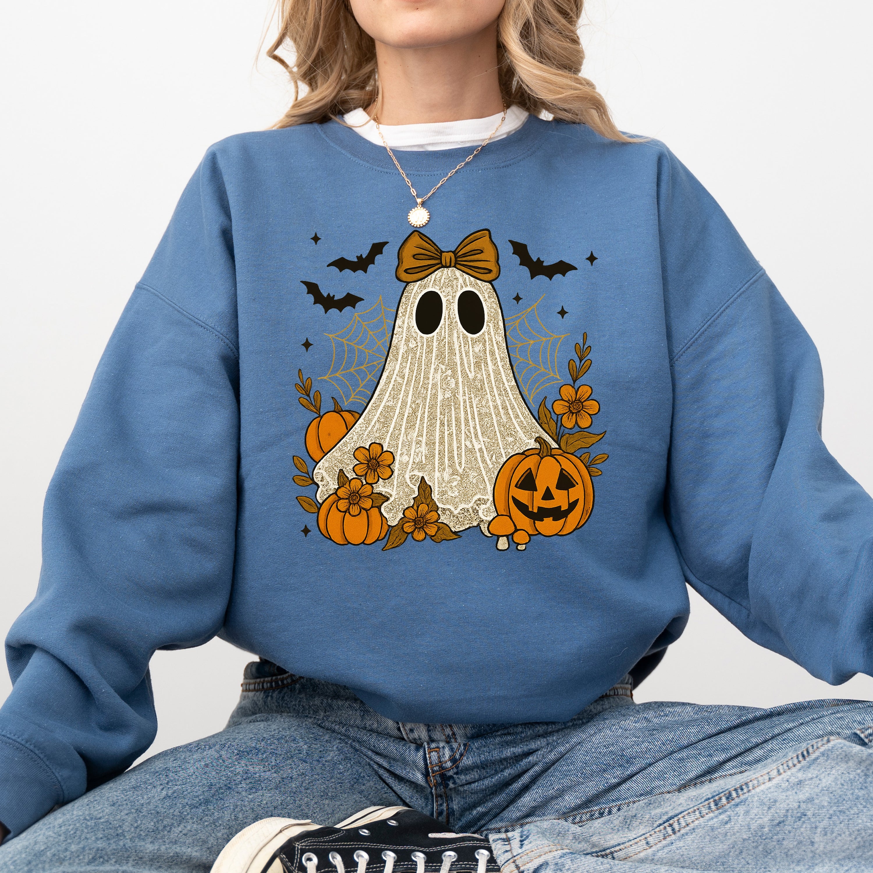 Cute Ghost Bow Coquette Bats Lace Halloween Retro Vintage Spooky Costume Fall Graphic Sweatshirt