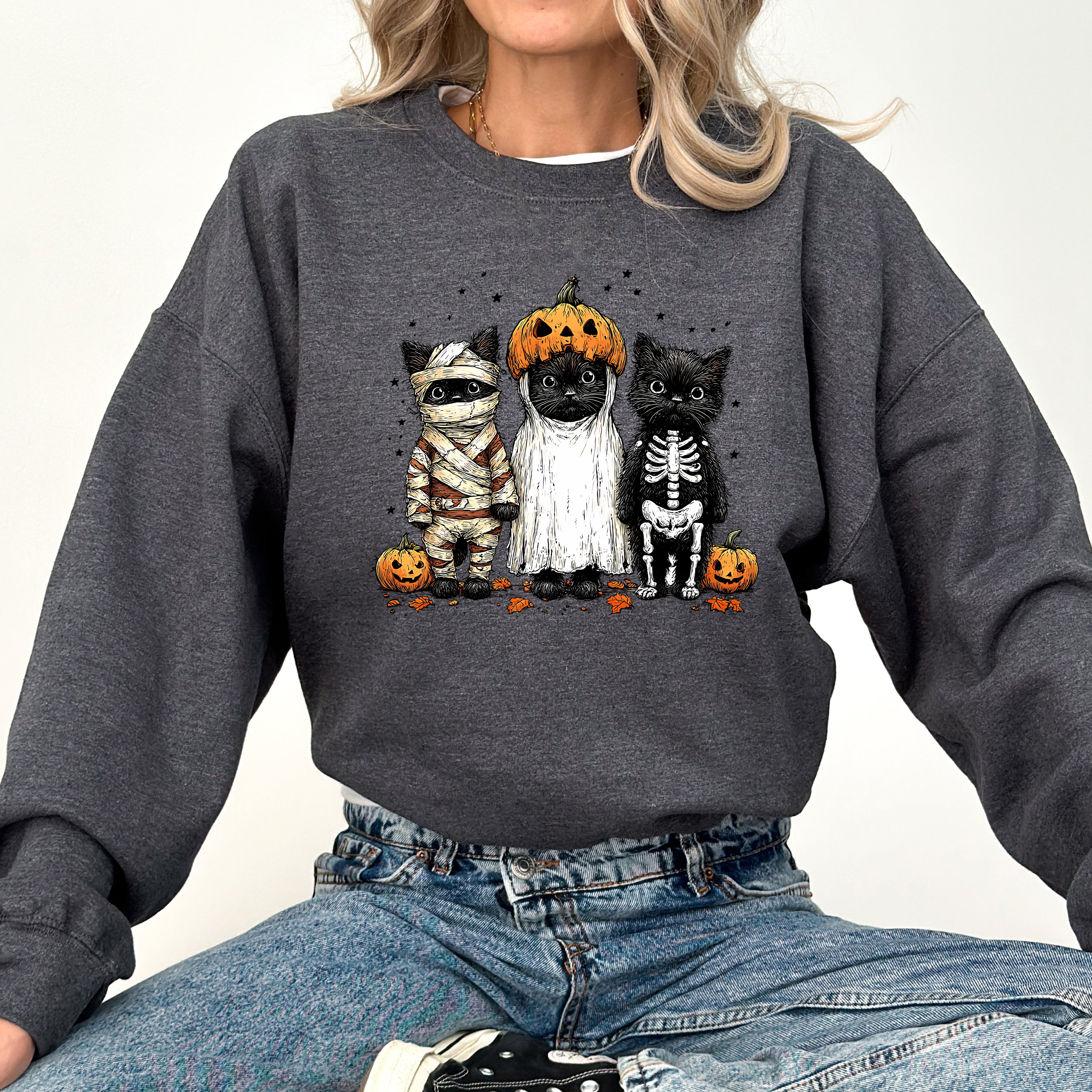 Funny Halloween Cats Retro Ghost Pumpkin Vintage Nostalgic Spooky Season Graphic Sweatshirt