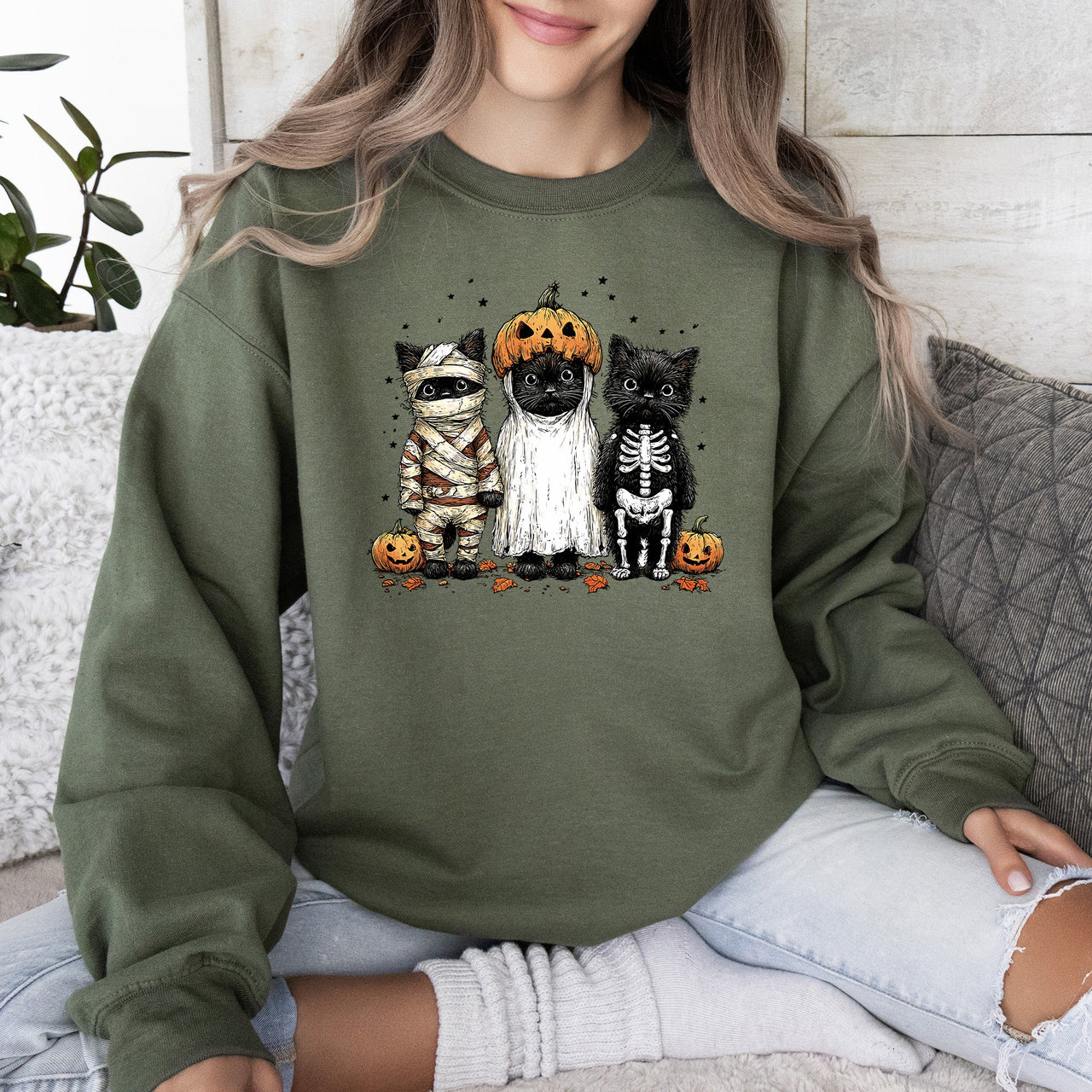 Funny Halloween Cats Retro Ghost Pumpkin Vintage Nostalgic Spooky Season Graphic Sweatshirt