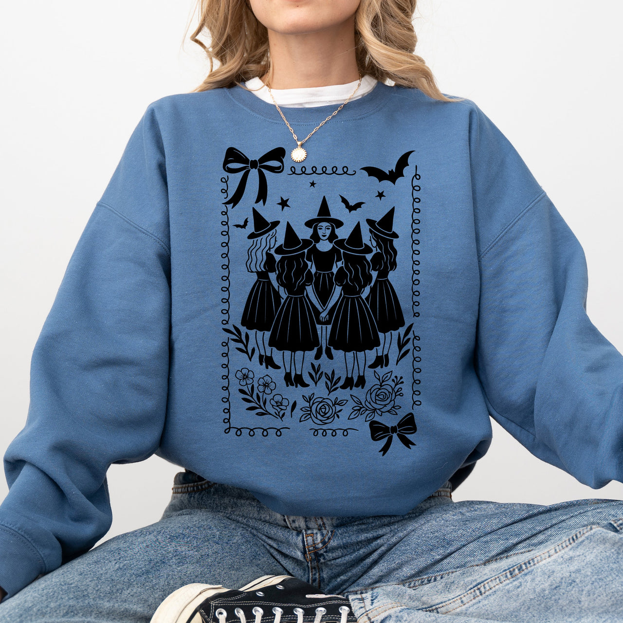 Halloween Witches Vintage Ghost Pumpkin Retro Spooky Season Cozy Graphic Sweatshirt