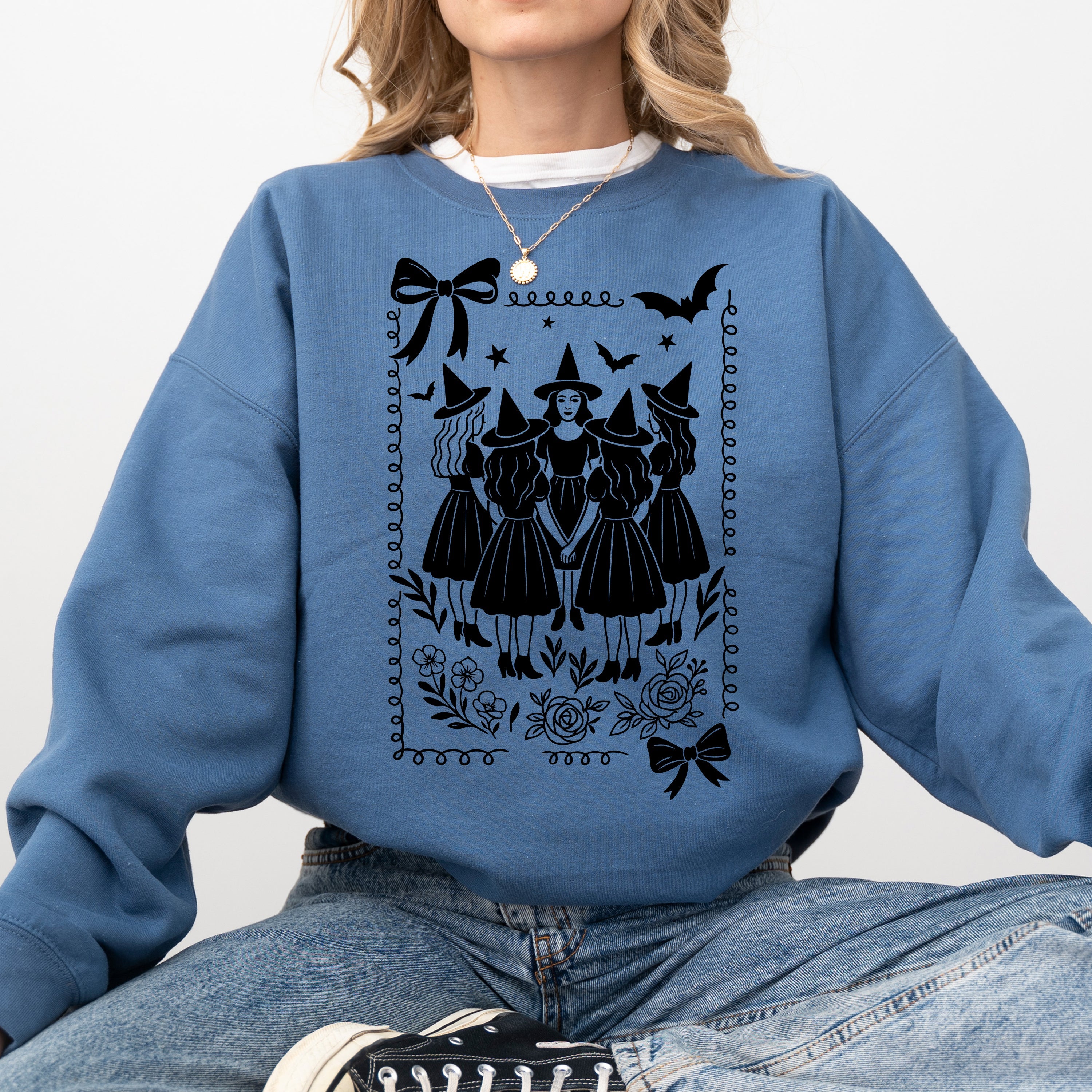 Halloween Witches Vintage Ghost Pumpkin Retro Spooky Season Cozy Graphic Sweatshirt