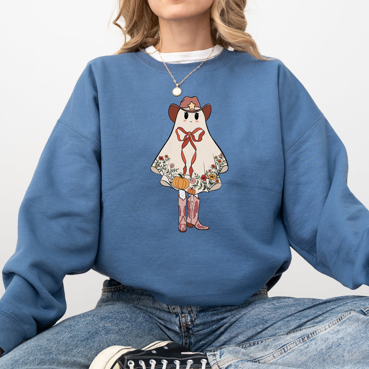 Cute Cowgirl Ghost Halloween Western Vintage Pumpkin Spooky Retro Graphic Sweatshirt