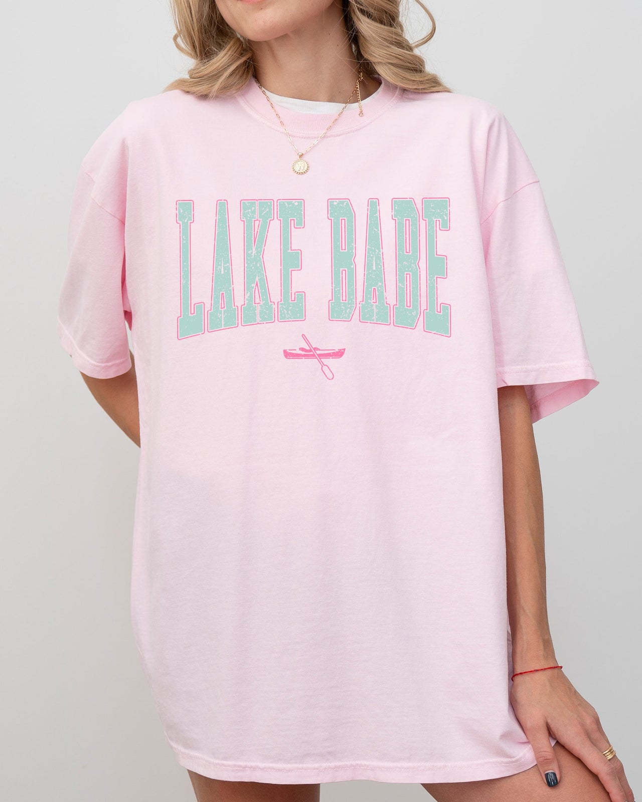 Lake Babe Hot Girl Summer Vacation Outdoors Canoe Boating Beach Swimming Comfort Colors Tee