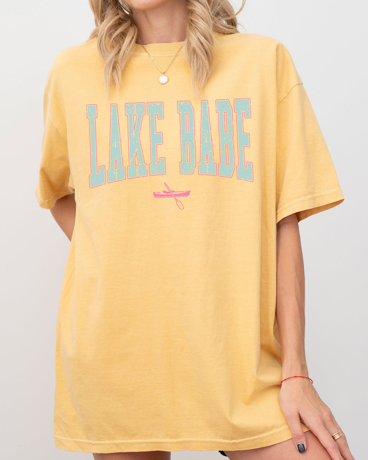 Lake Babe Hot Girl Summer Vacation Outdoors Canoe Boating Beach Swimming Comfort Colors Tee