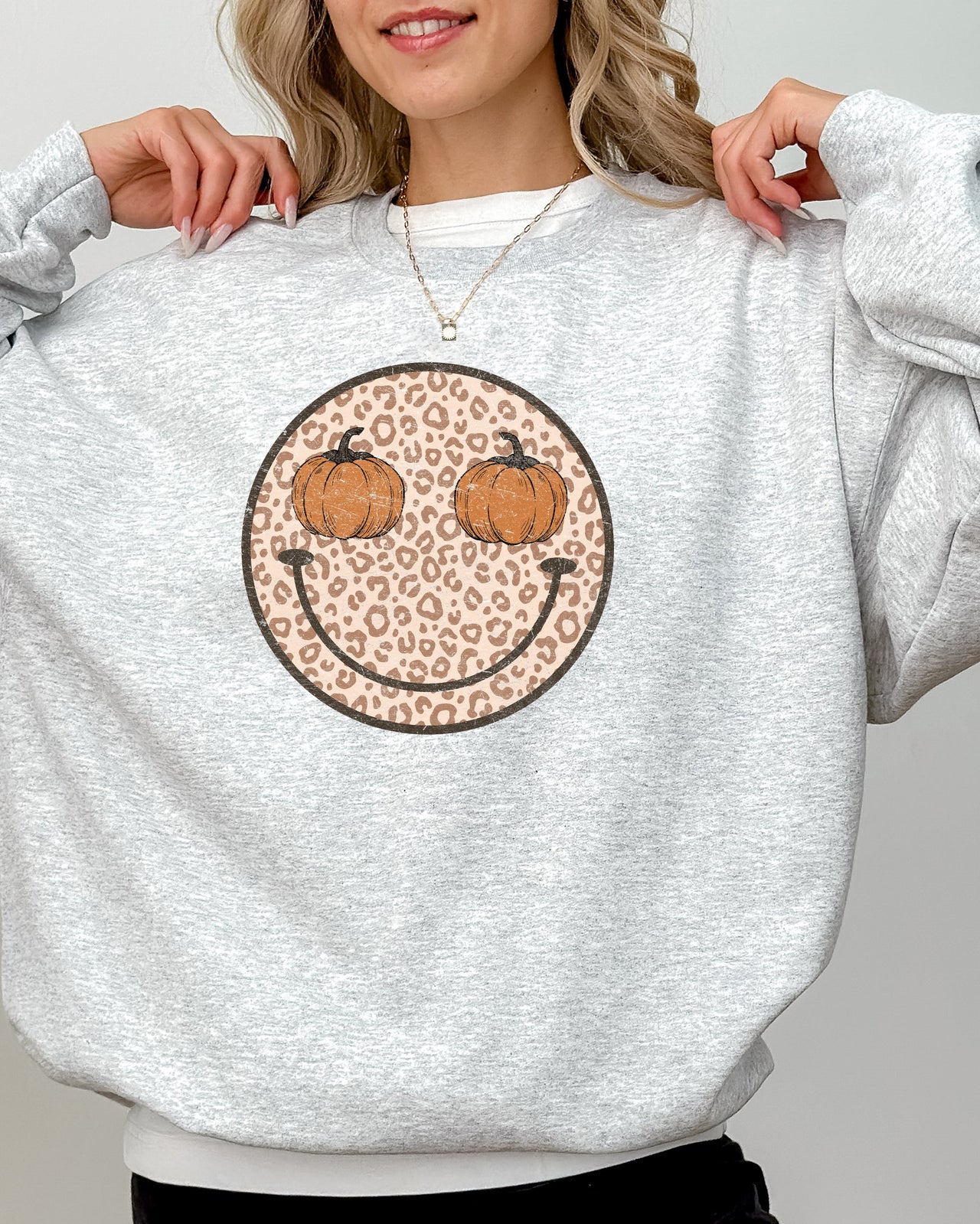 Leopard Print Smiley Halloween Pumpkin Retro Fall Autumn Cozy Vintage Graphic Sweatshirt