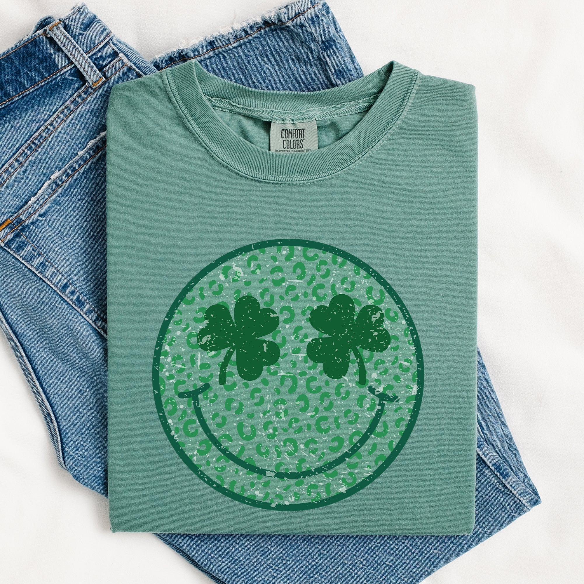 Leopard Print Smiley Retro St Patrick's Day Shamrock Clover Lucky Leprechaun Comfort Colors Tee