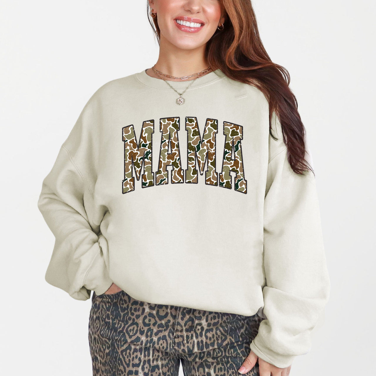Mama Camo Camouflage Hunting Retro Mother's Day Outdoor Heritage Classic Logo Sweatshirt