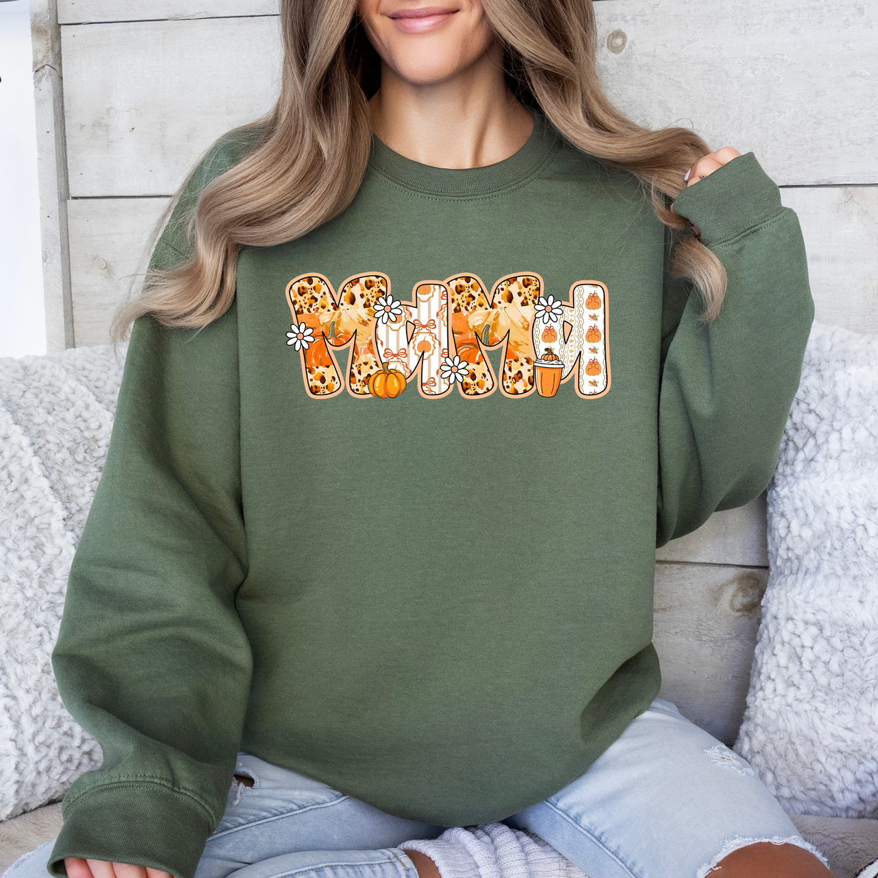 Mama Pumpkin Pattern Halloween Autumn Festive Cozy Seasonal Pumpkin Theme Sweatshirt
