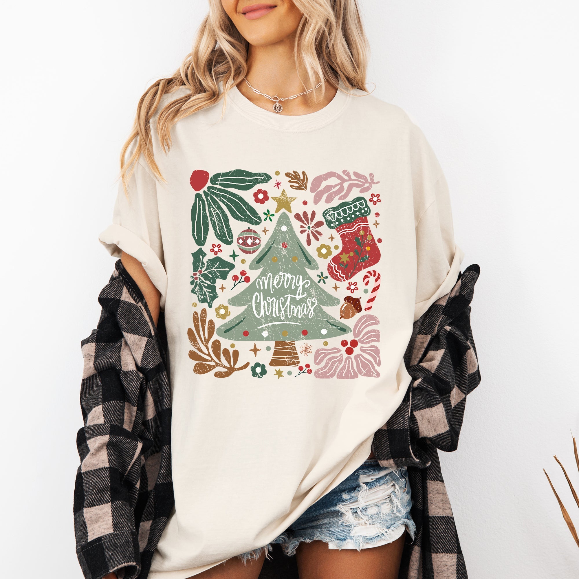 Merry Christmas Green Floral Flowers Winter Holiday Garden Motif Classic Keepsake Comfort Colors Tee