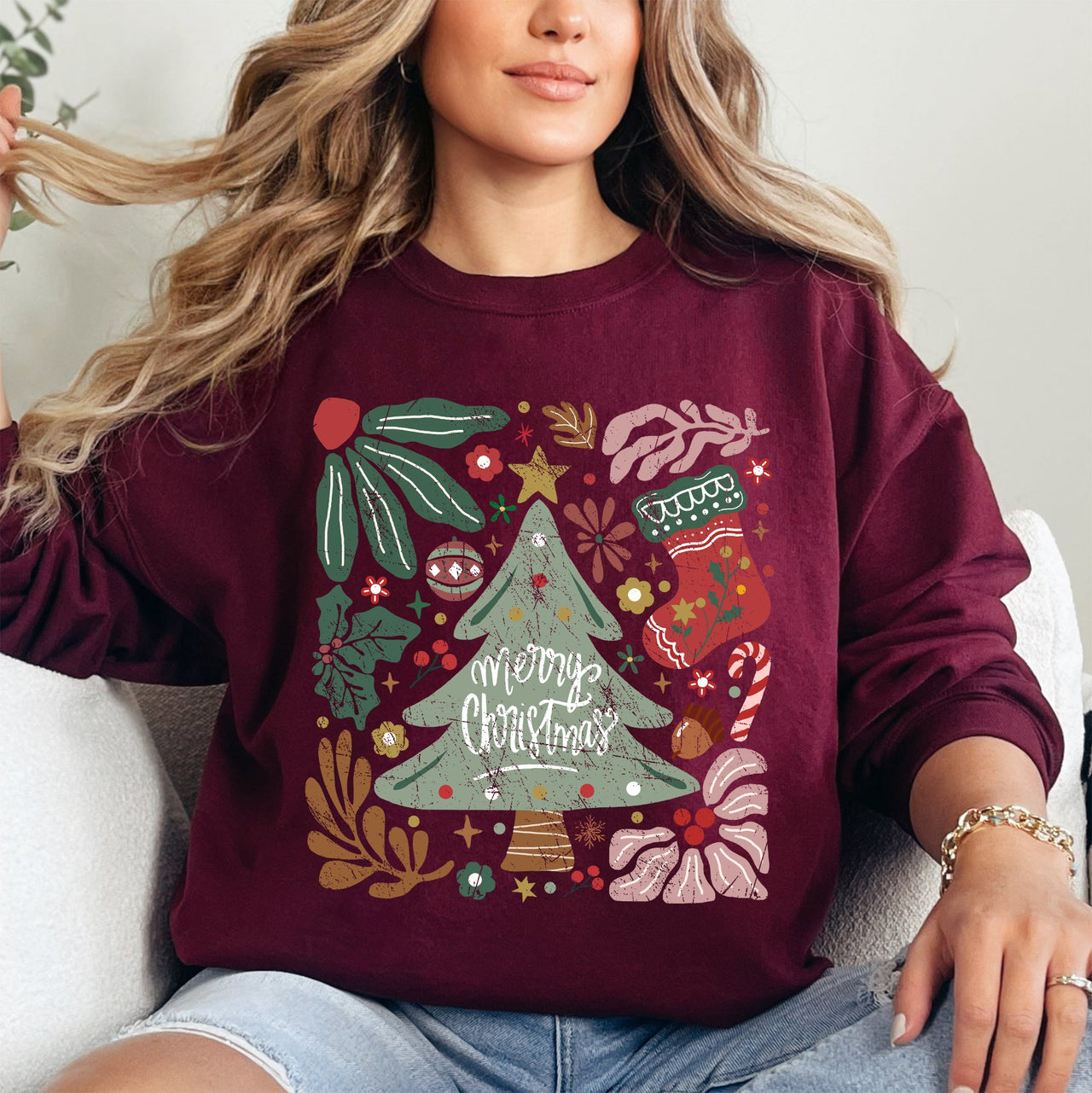Merry Christmas Green Floral Pattern Emblazoned With Classic Holiday Flowers Sweatshirt