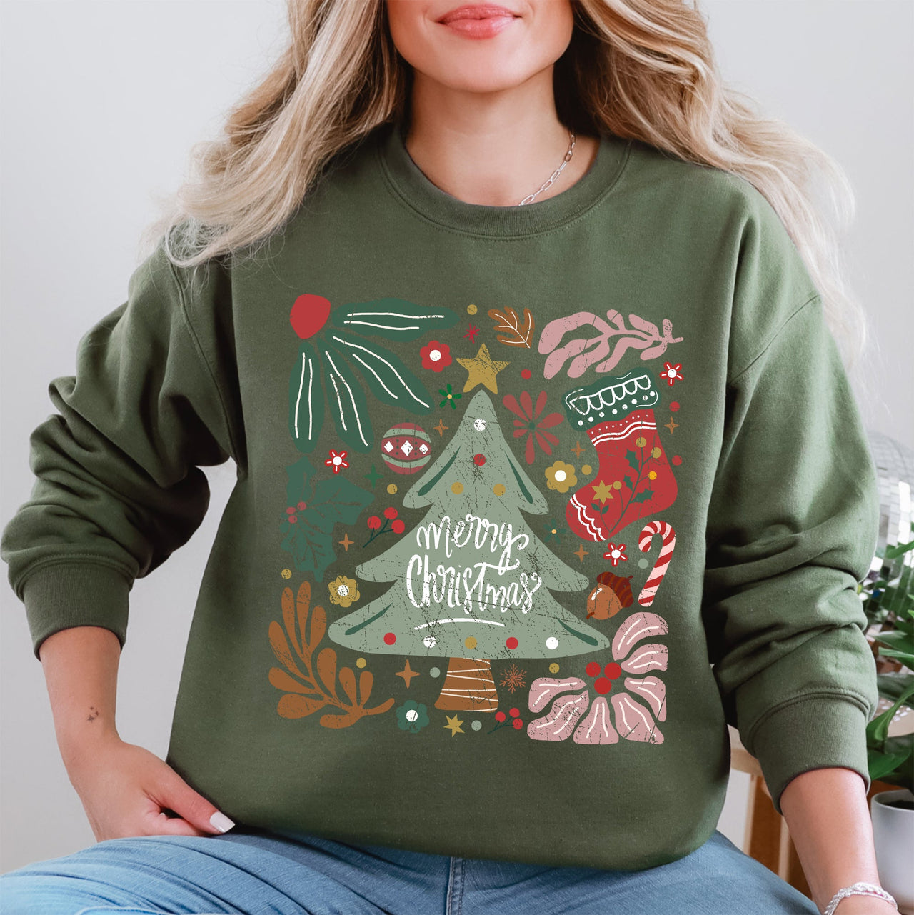 Merry Christmas Green Floral Pattern Emblazoned With Classic Holiday Flowers Sweatshirt