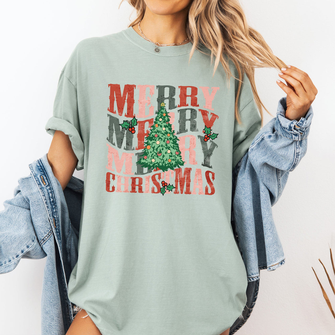 Merry Christmas Retro Tree Holly Santa Winter Xmas Festive Scene Comfort Colors Tee