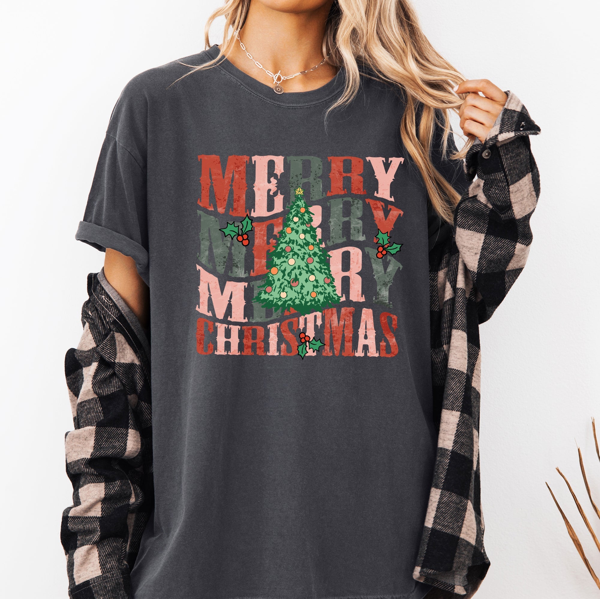 Merry Christmas Retro Tree Holly Santa Winter Xmas Festive Scene Comfort Colors Tee