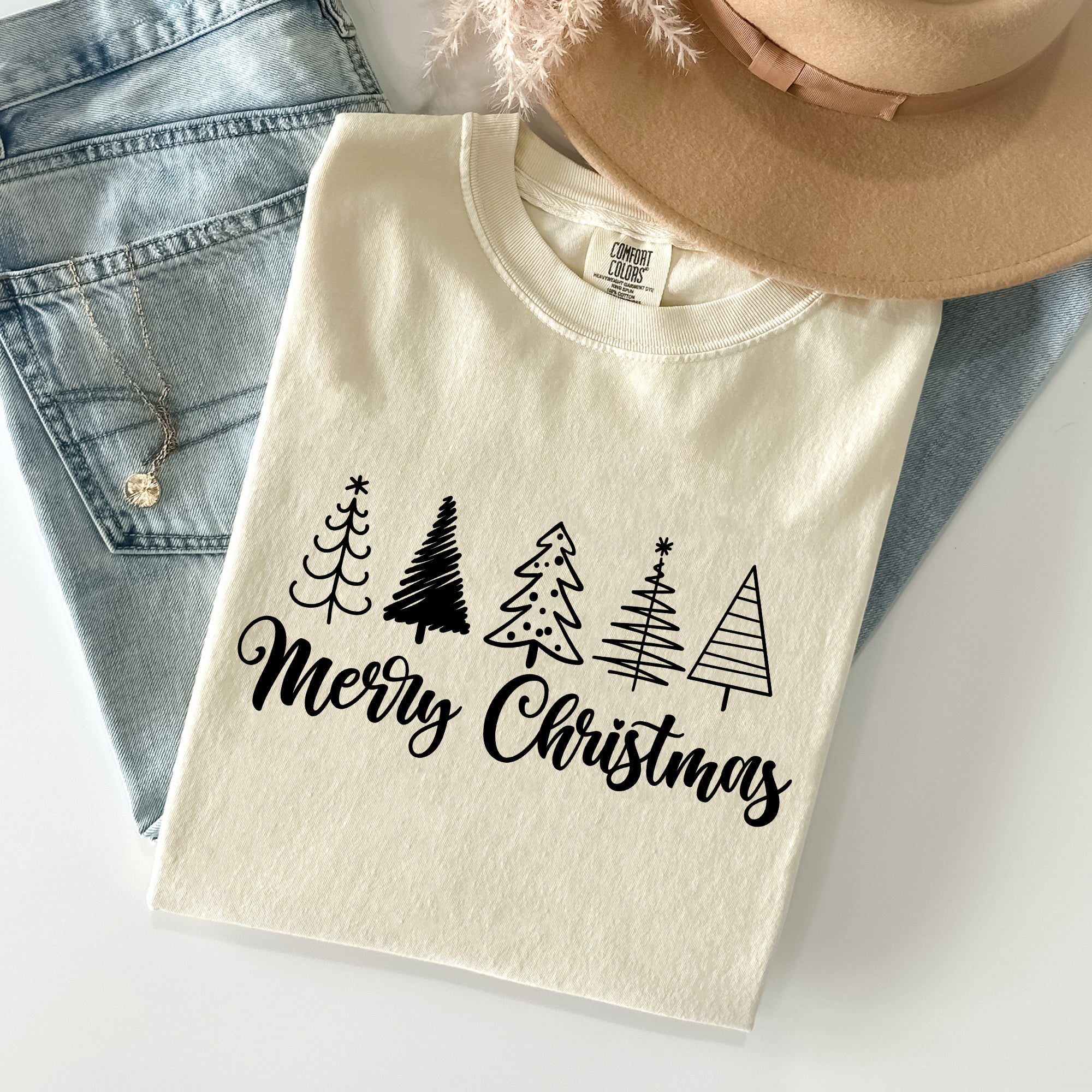 Minimalist Merry Christmas Trees Classic Retro Winter Santa Xmas Comfort Colors Tee