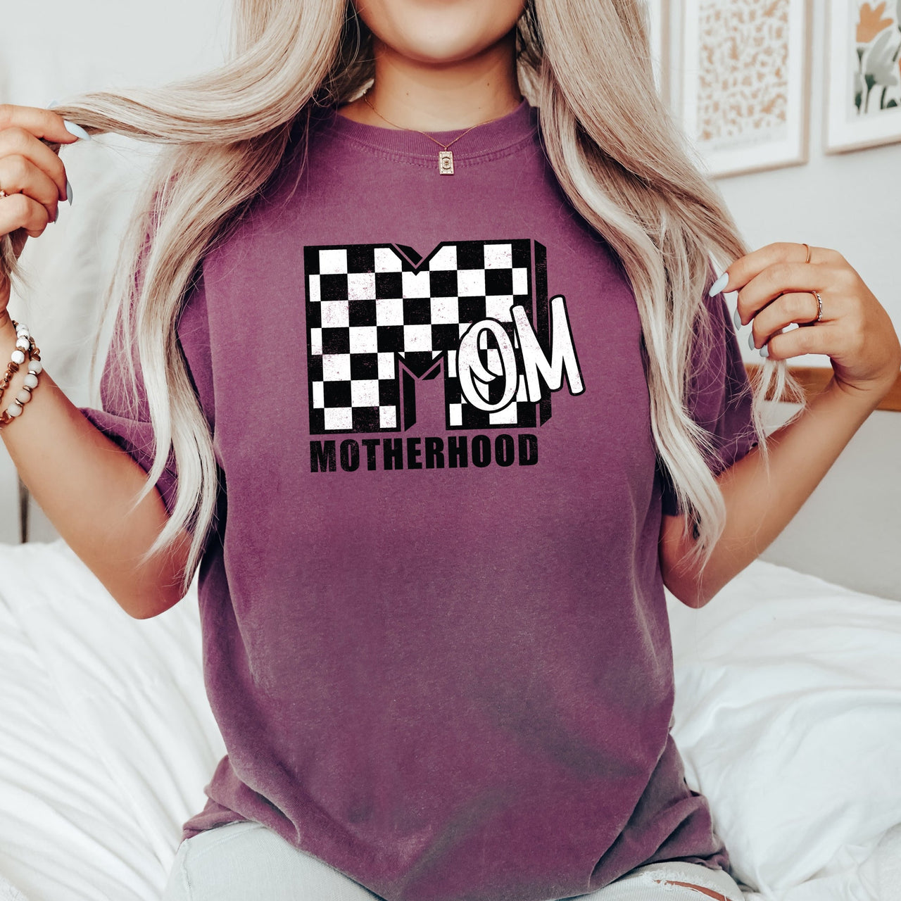 Mom MTV Retro Checkerboard Motherhood Nostalgia Edition Deluxe Comfort Colors Tee