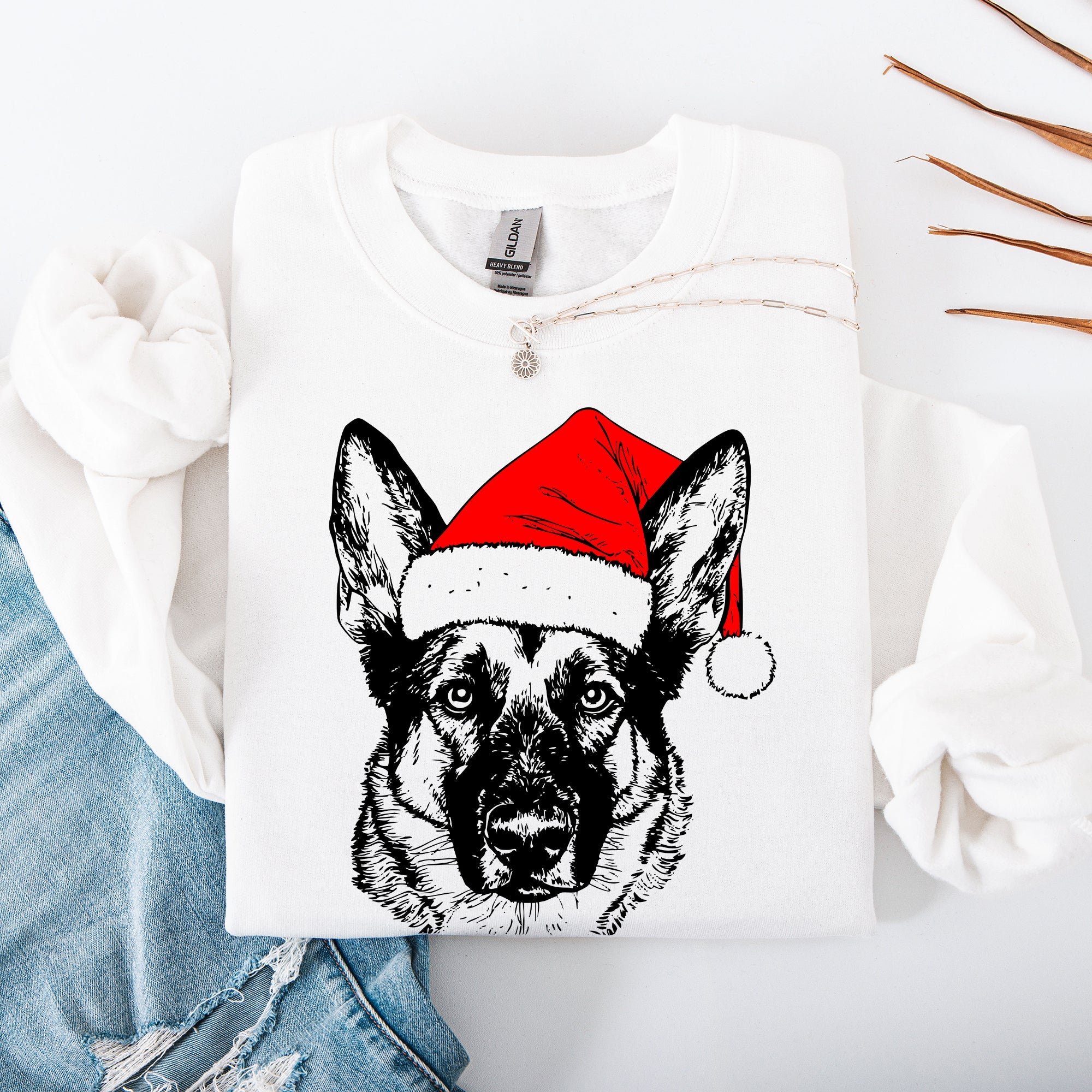 Norwegian Elkhound Santa Claus Christmas Dog Lover Portrait Artwork Holiday Design Sweatshirt