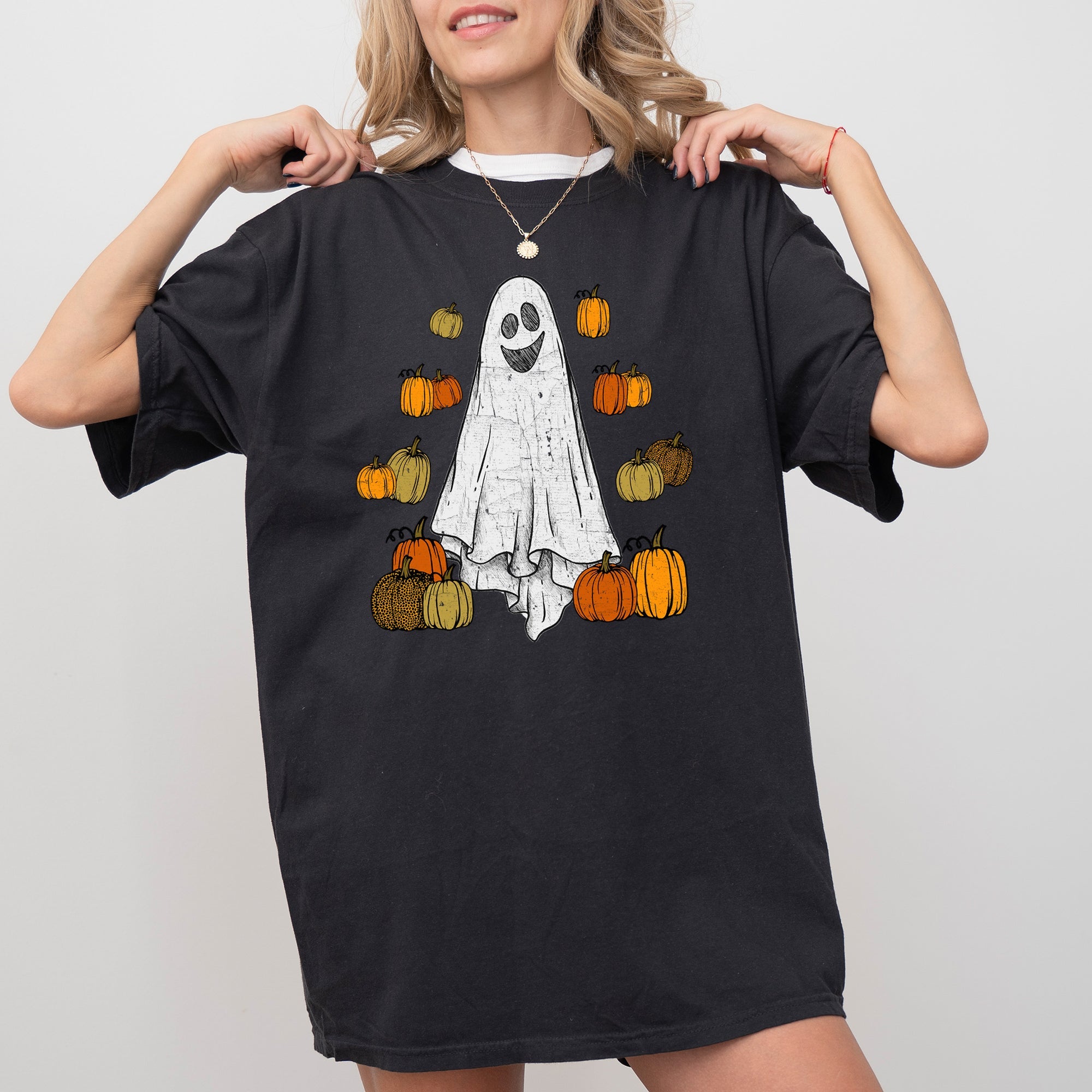 Ghost And Pumpkins Halloween Skeleton Ghost Funny Witch Aesthetic Meme Spooky Costume Comfort Colors Tee
