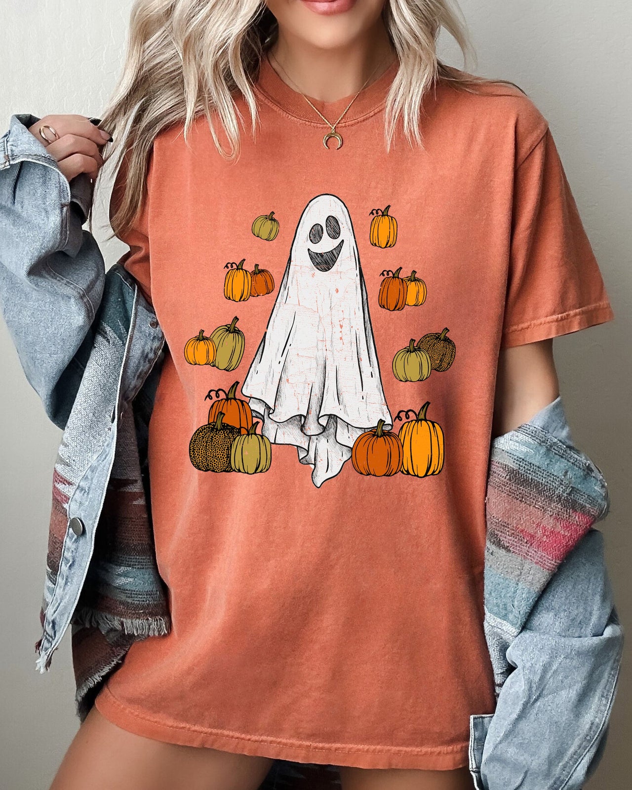 Ghost And Pumpkins Halloween Skeleton Ghost Funny Witch Aesthetic Meme Spooky Costume Comfort Colors Tee