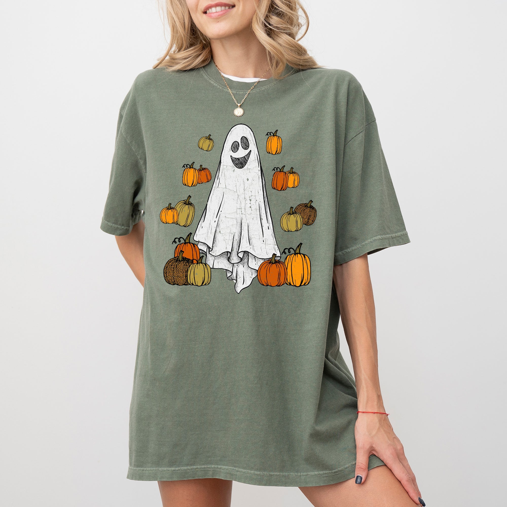 Ghost And Pumpkins Halloween Skeleton Ghost Funny Witch Aesthetic Meme Spooky Costume Comfort Colors Tee