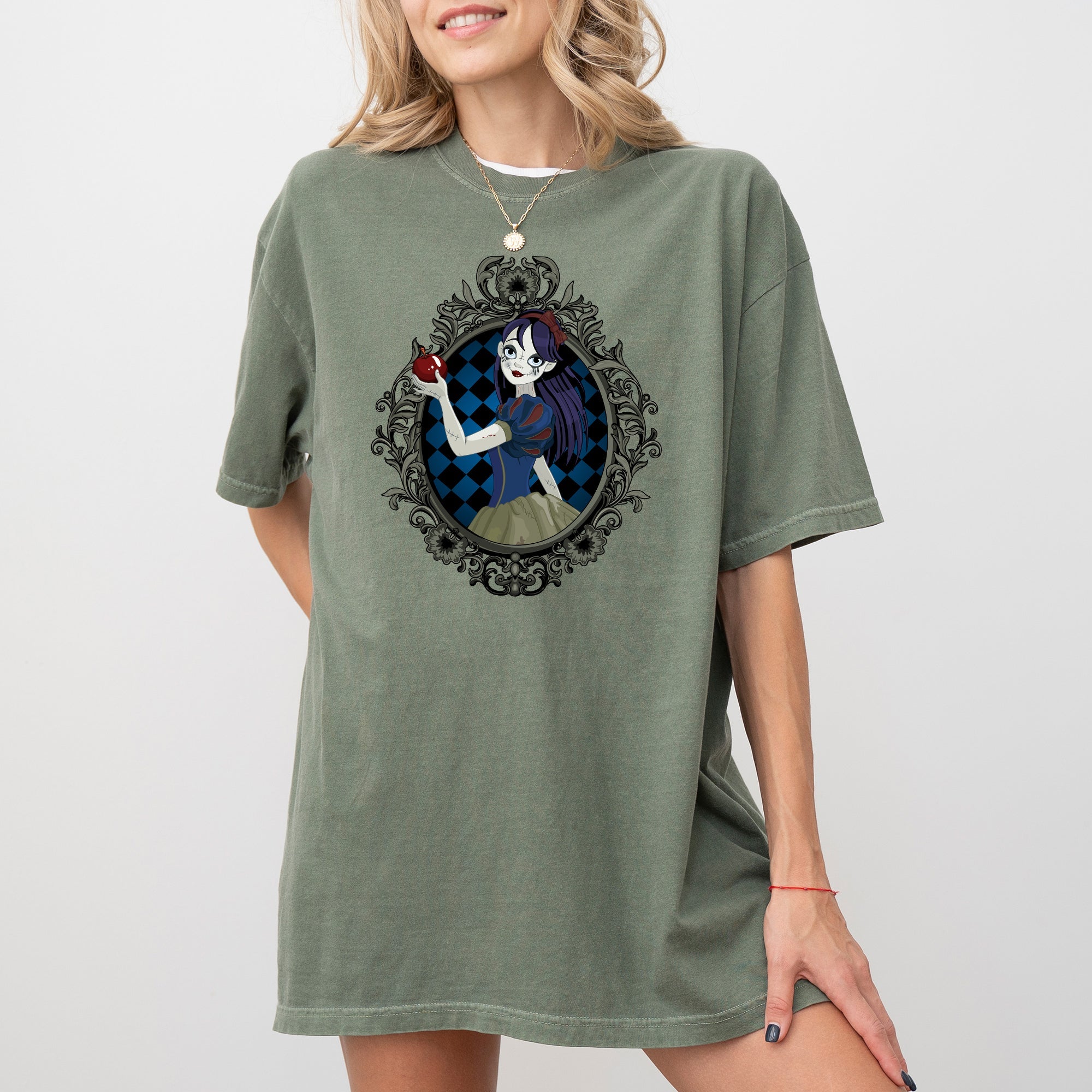 Snow White Princess Skeleton Witch Aesthetic Meme Halloween Spooky Costume Comfort Colors Tee