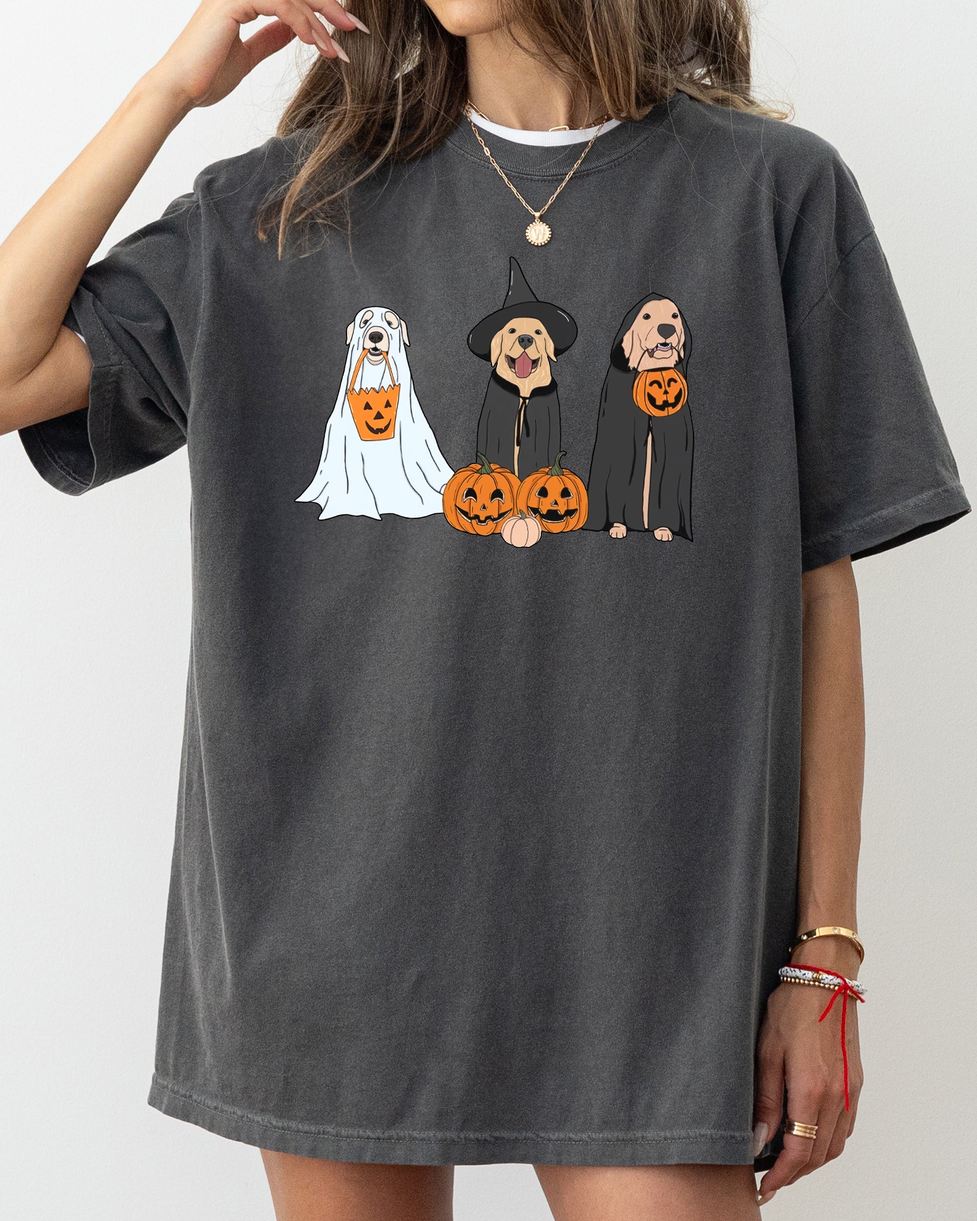 Dog Ghosts Skeleton Funny Pumpkin Spooky Witch Aesthetic Halloween Costume Meme Comfort Colors Tee