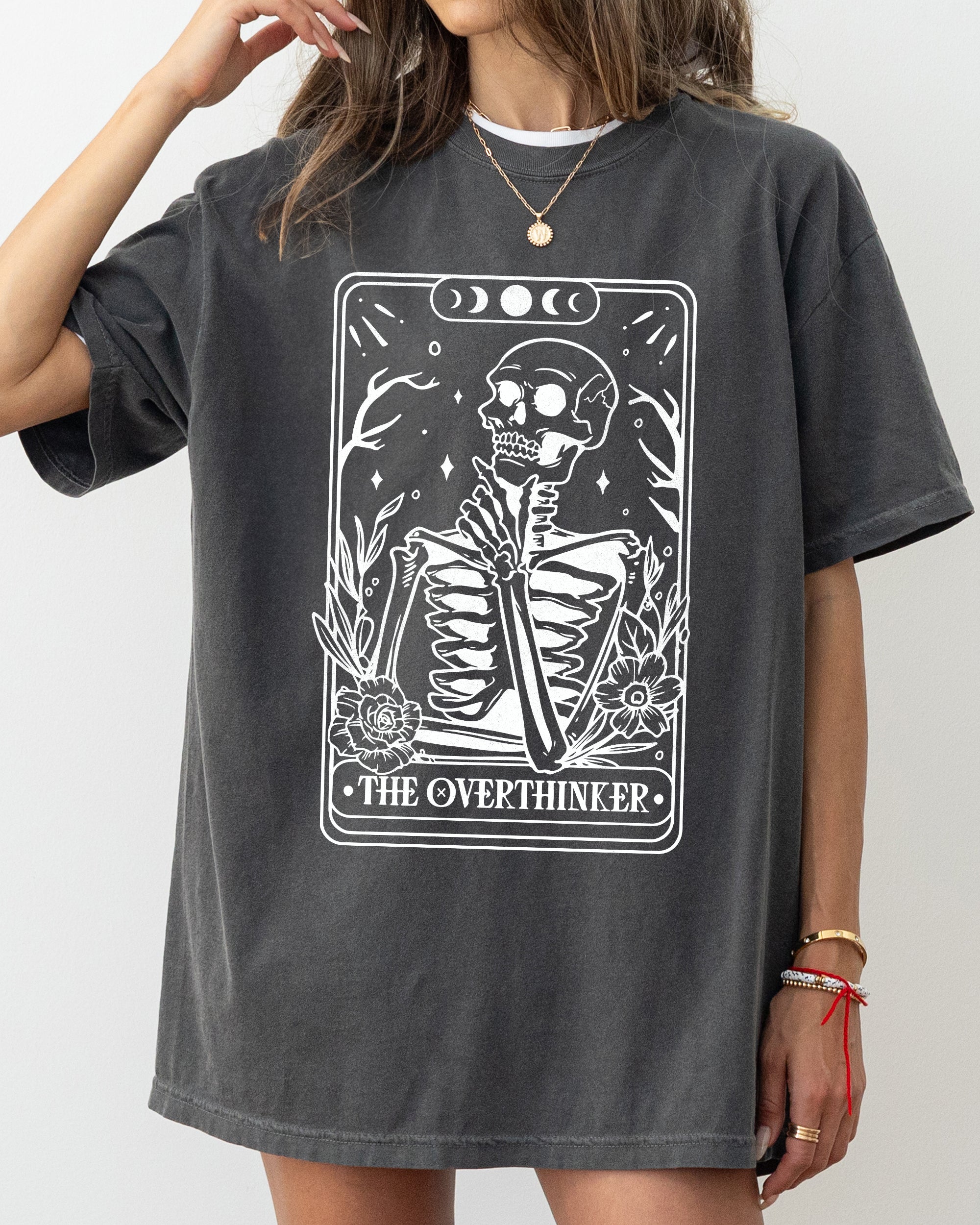 The Overthinker Tarot Skeleton Funny Pumpkin Spooky Witch Aesthetic Meme Halloween Costume Comfort Colors Tee