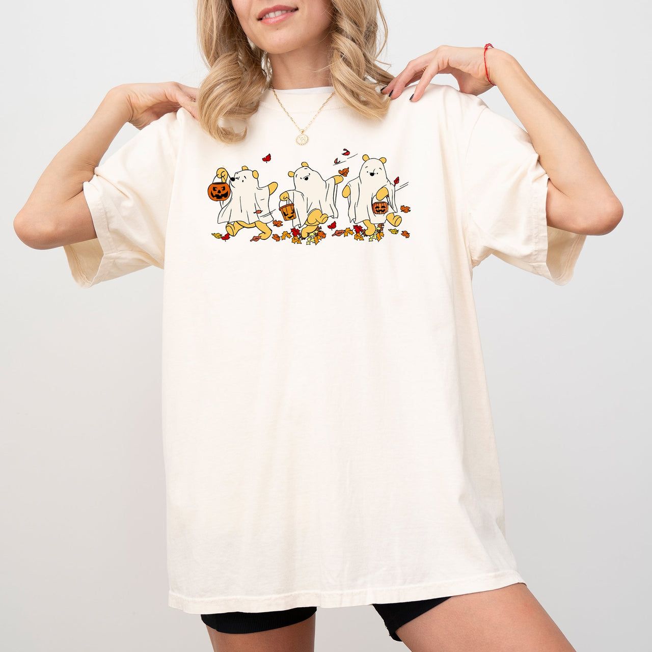 Ghost Pooh Bear Skeleton Funny Spooky Witch Aesthetic Meme Halloween Costume Comfort Colors Tee