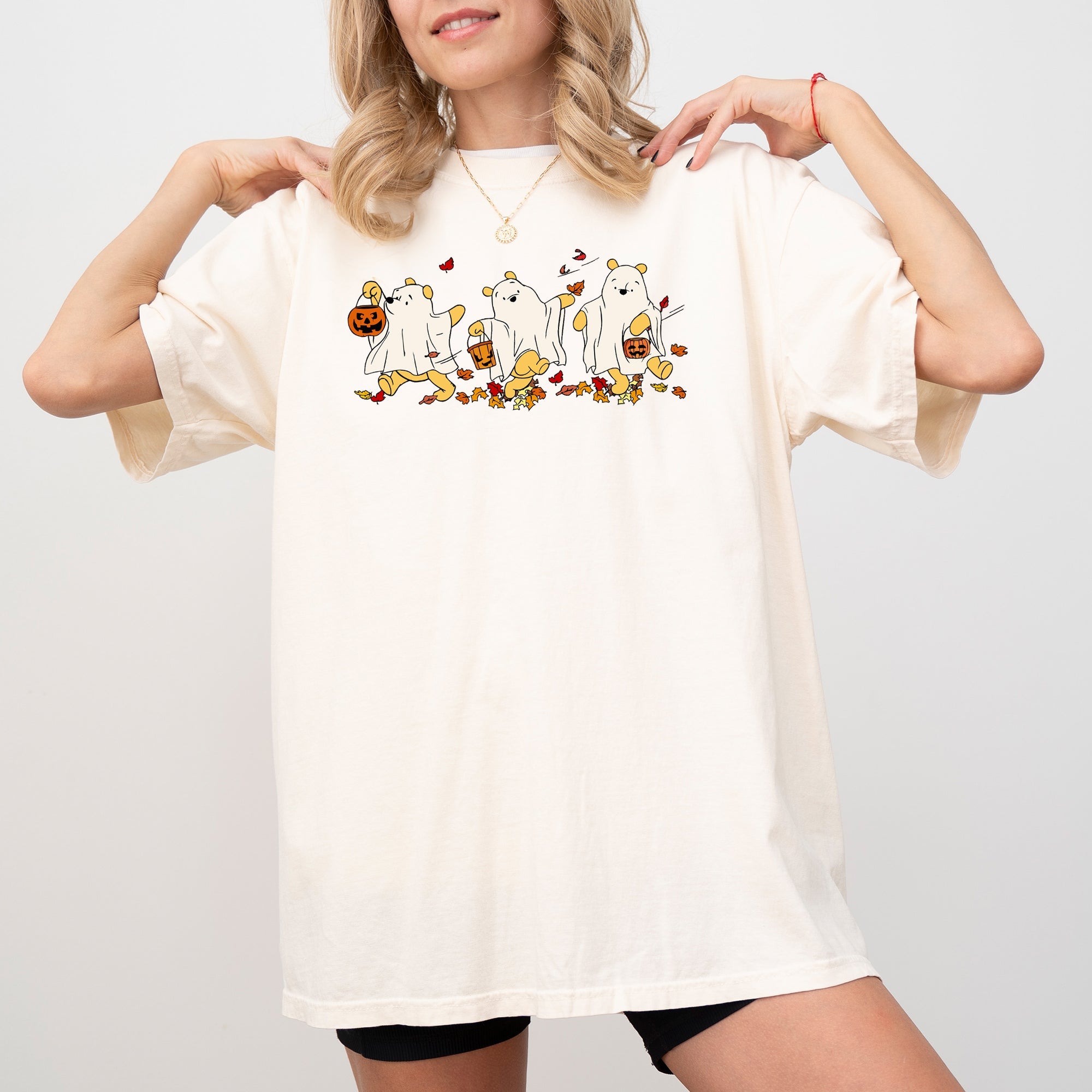 Ghost Pooh Bear Skeleton Funny Spooky Witch Aesthetic Meme Halloween Costume Comfort Colors Tee