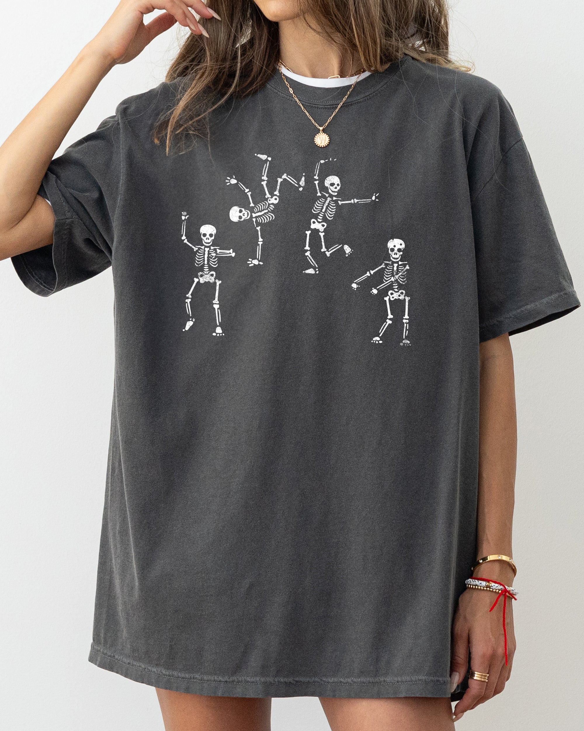 Funny Dancing Skeletons Witch Skull Spooky Halloween Aesthetic Meme Costume Comfort Colors Tee