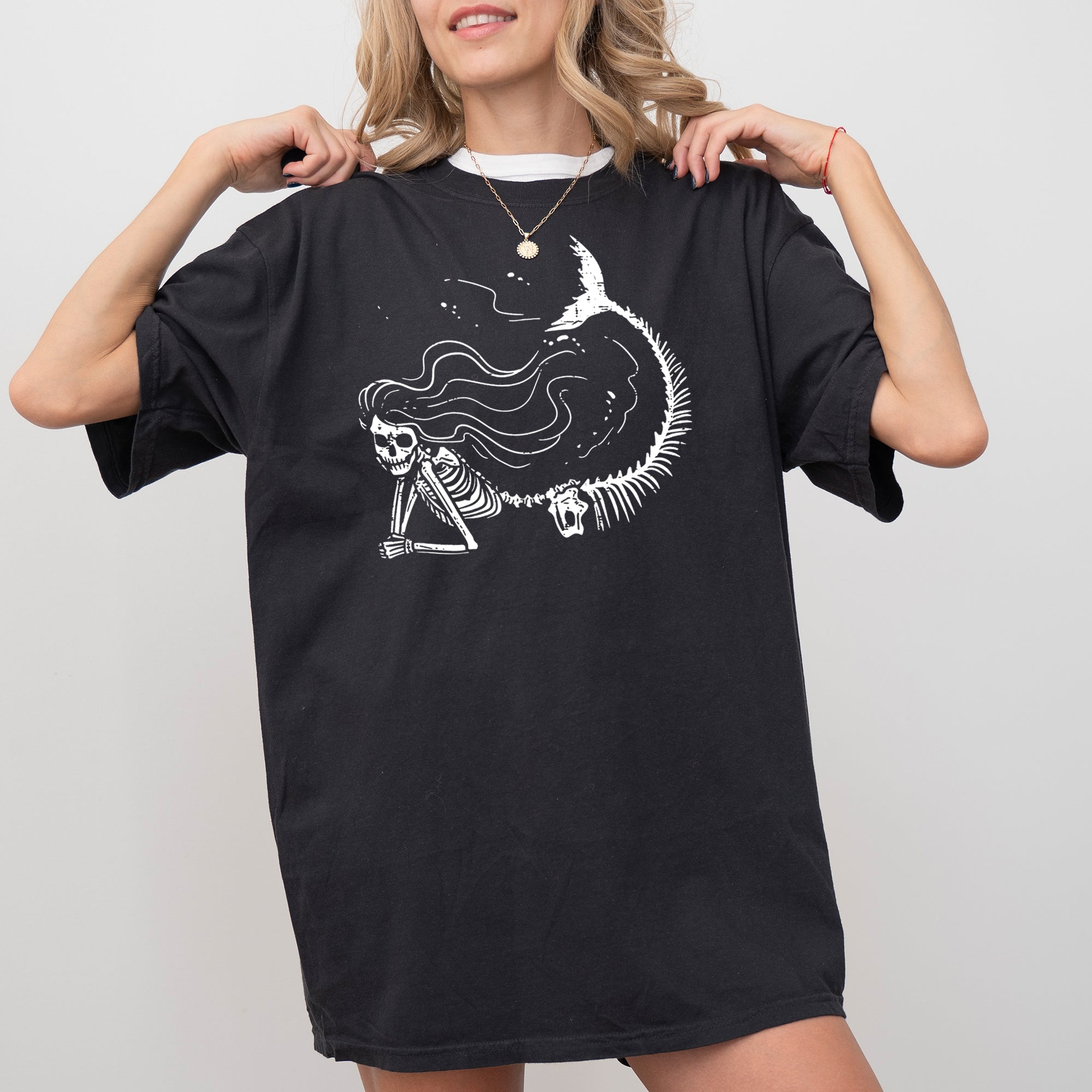 Mermaid Skeleton Ghost Witch Skull Meme Halloween Spooky Aesthetic Comfort Colors Tee
