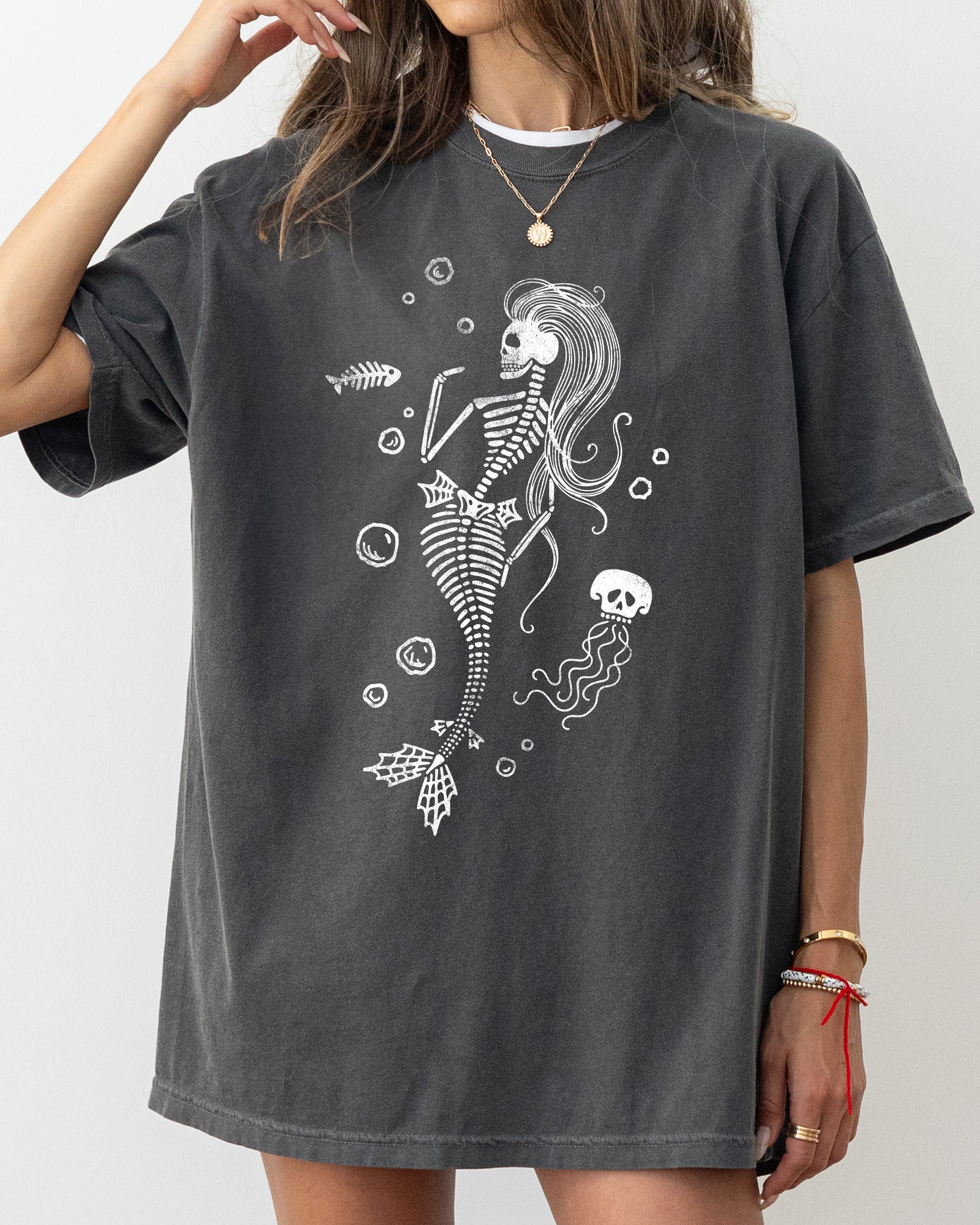 Skeleton Mermaid Ghost Witch Skull Halloween Meme Aesthetic Spooky Funny Costume Comfort Colors Tee