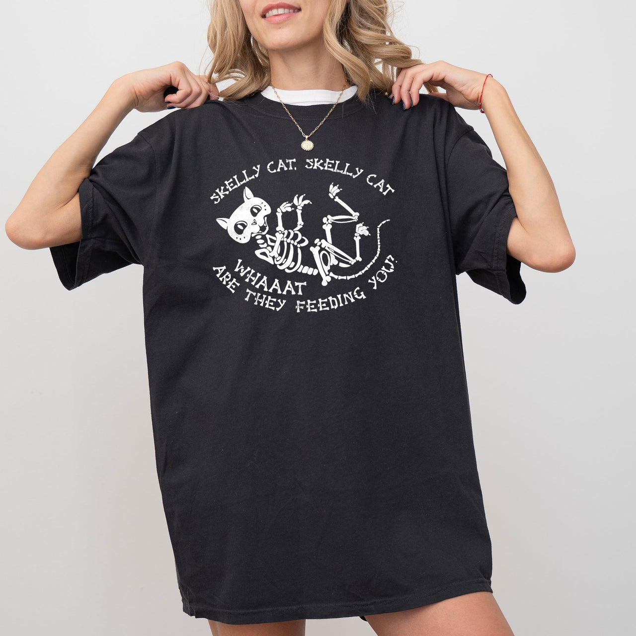 Skelly Cat Skeleton Ghost Witch Skull Spooky Aesthetic Meme Halloween Costume Comfort Colors Tee