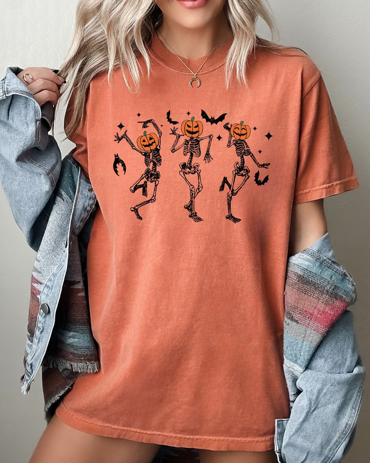 Pumpkin Head Dancing Skeletons Spooky Ghost Witch Skull Aesthetic Meme Halloween Costume Comfort Colors Tee