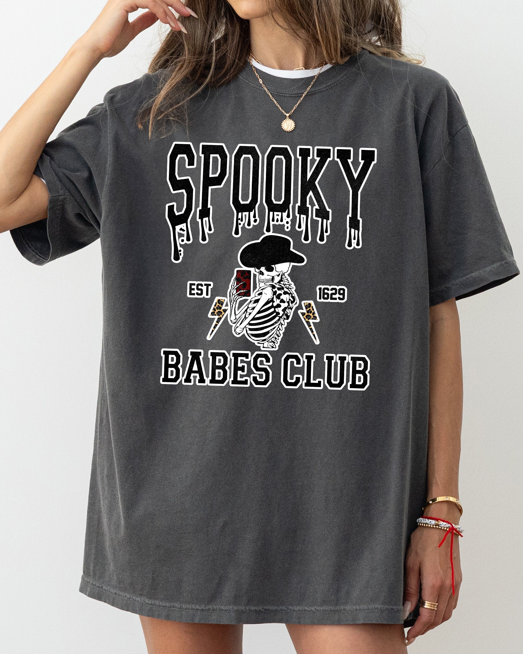 Spooky Babes Club Ghost Skeleton Witch Skull Aesthetic Meme Halloween Costume Comfort Colors Tee