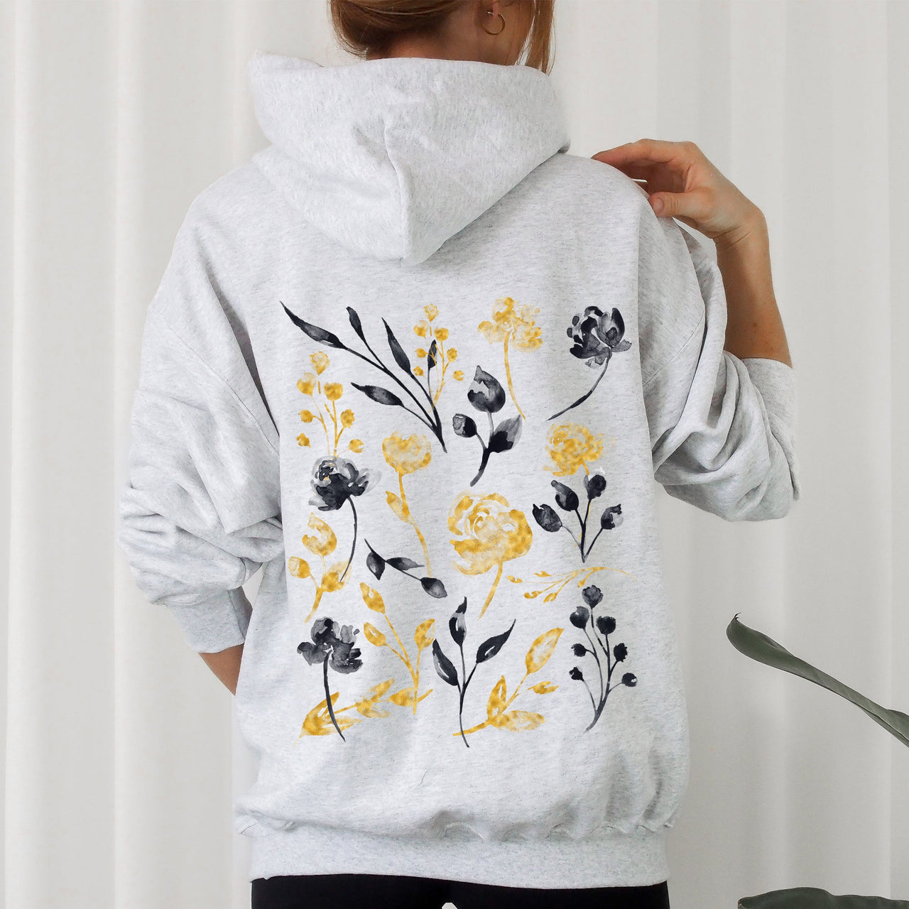 Botanical Pattern Floral Outlines Flower Nature Inspired Garden Sketch Edition Collection Hoodie