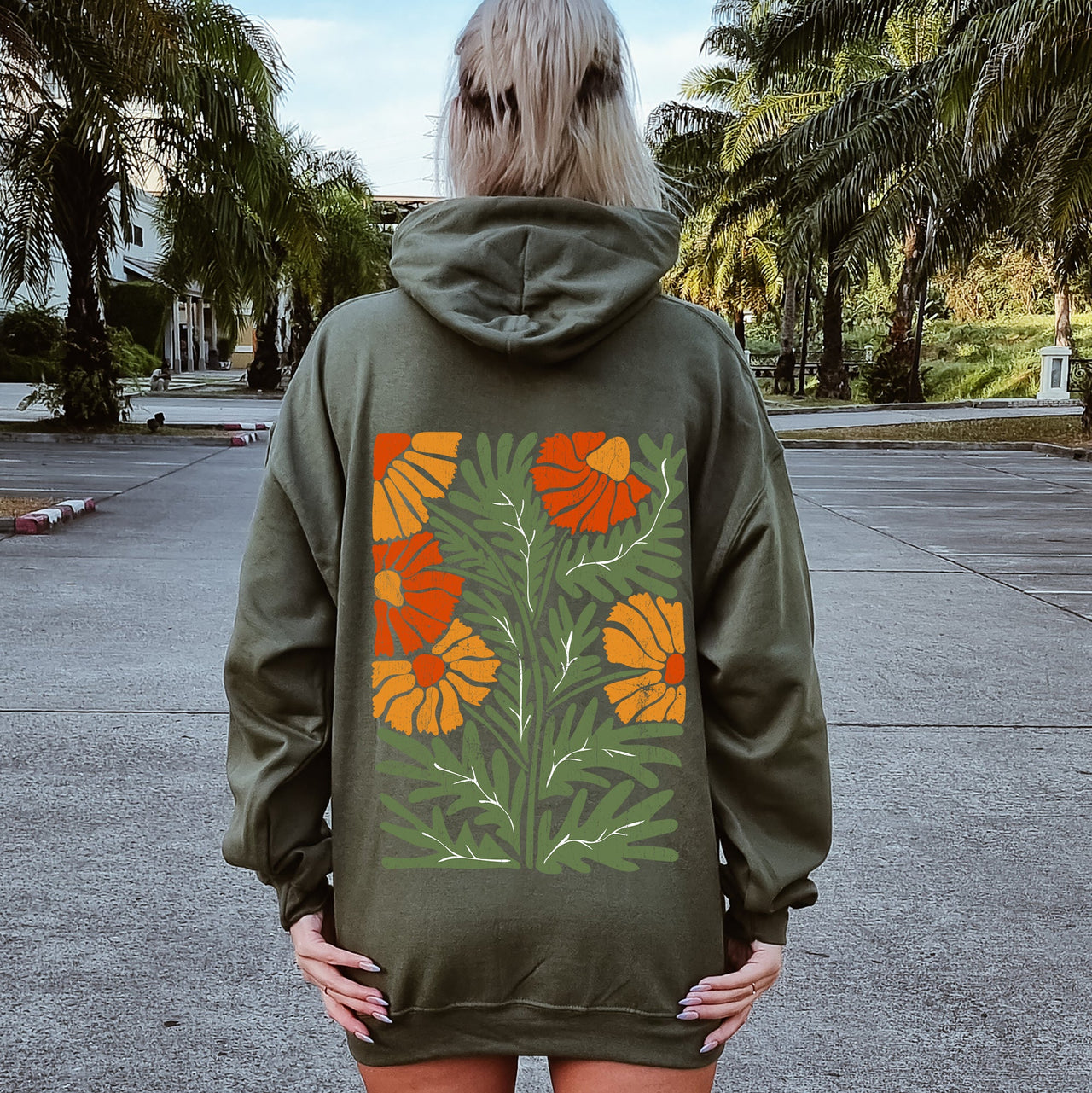 Retro Daisy Design Greens Orange Vintage Floral All Year Garden Bloom Print Hoodie
