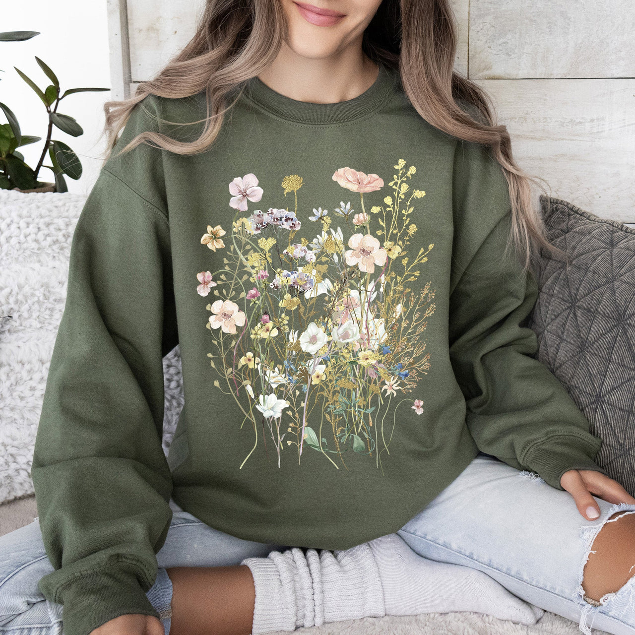 Pressed Flower Bouquet Botanical Artwork Floral Print Vintage Inspired Nature Illustration Sweatshirt